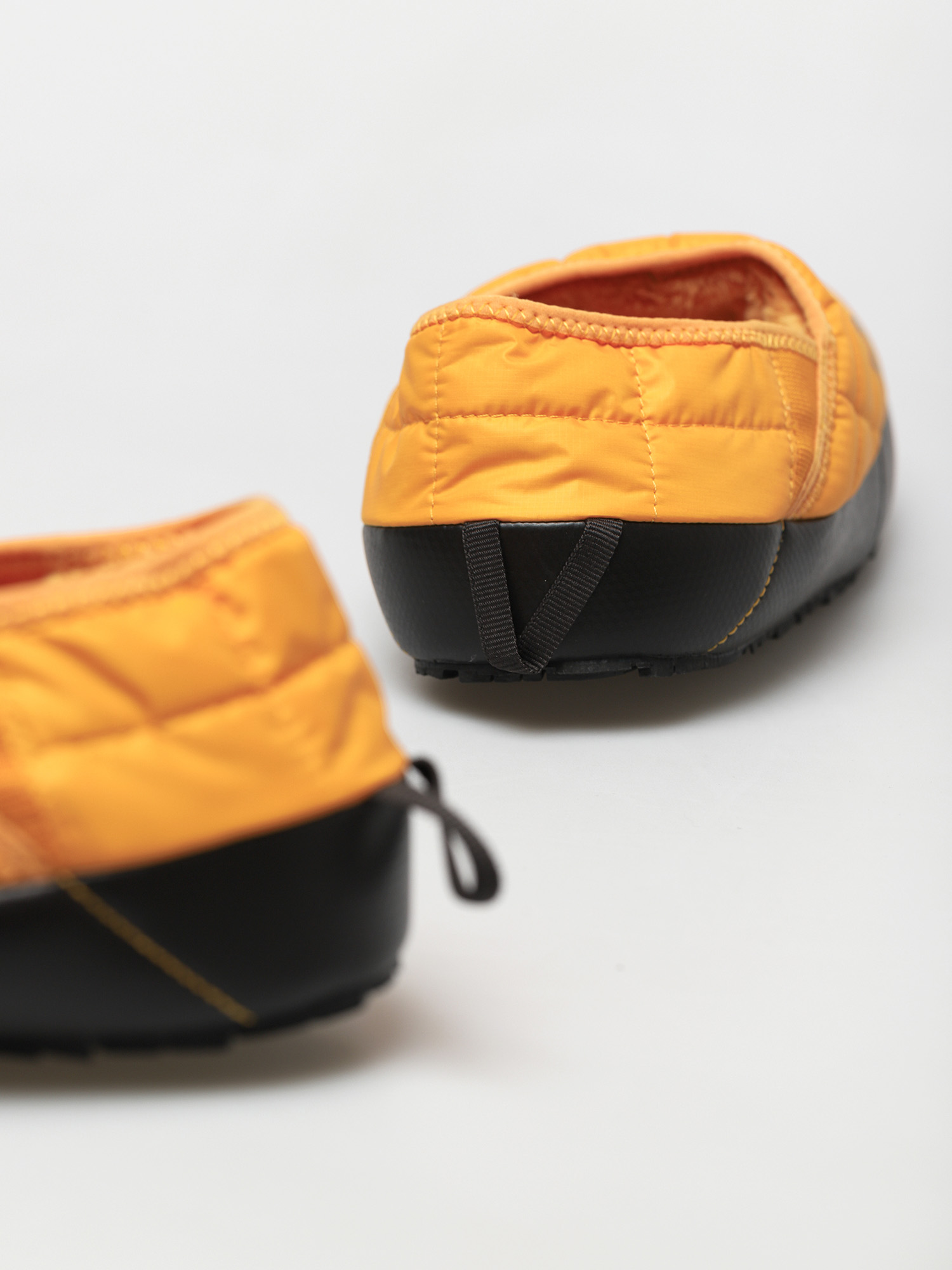 Buty The North Face Thermoball Traction Mule V (summit gold/tnf black)
