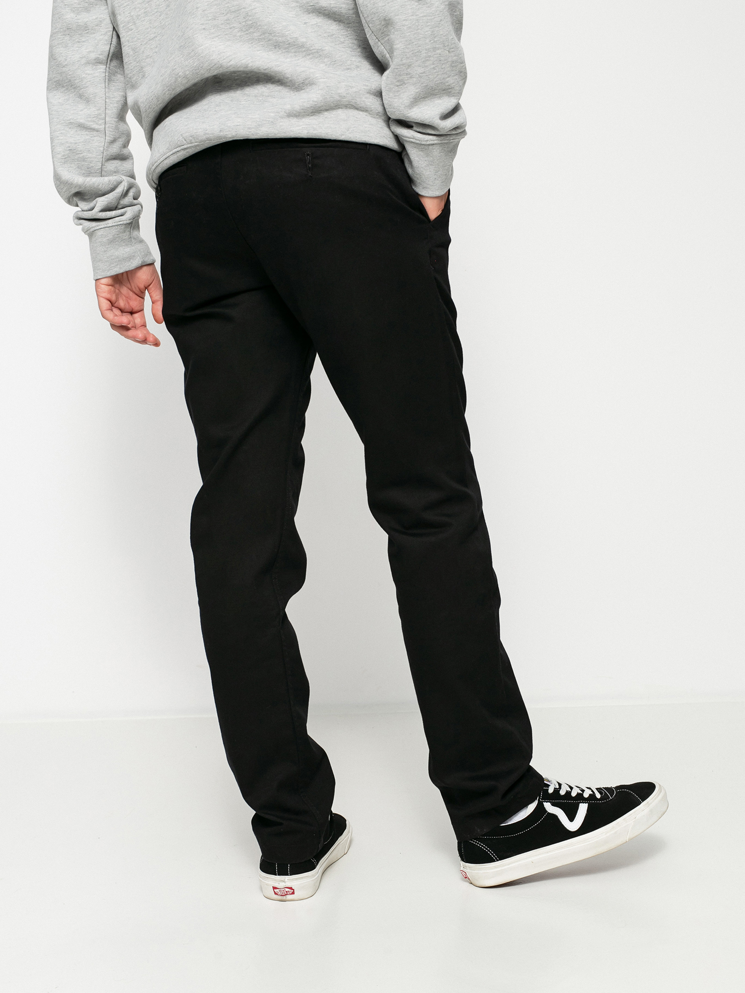 Spodnie Vans Authentic Chino Slim (black)