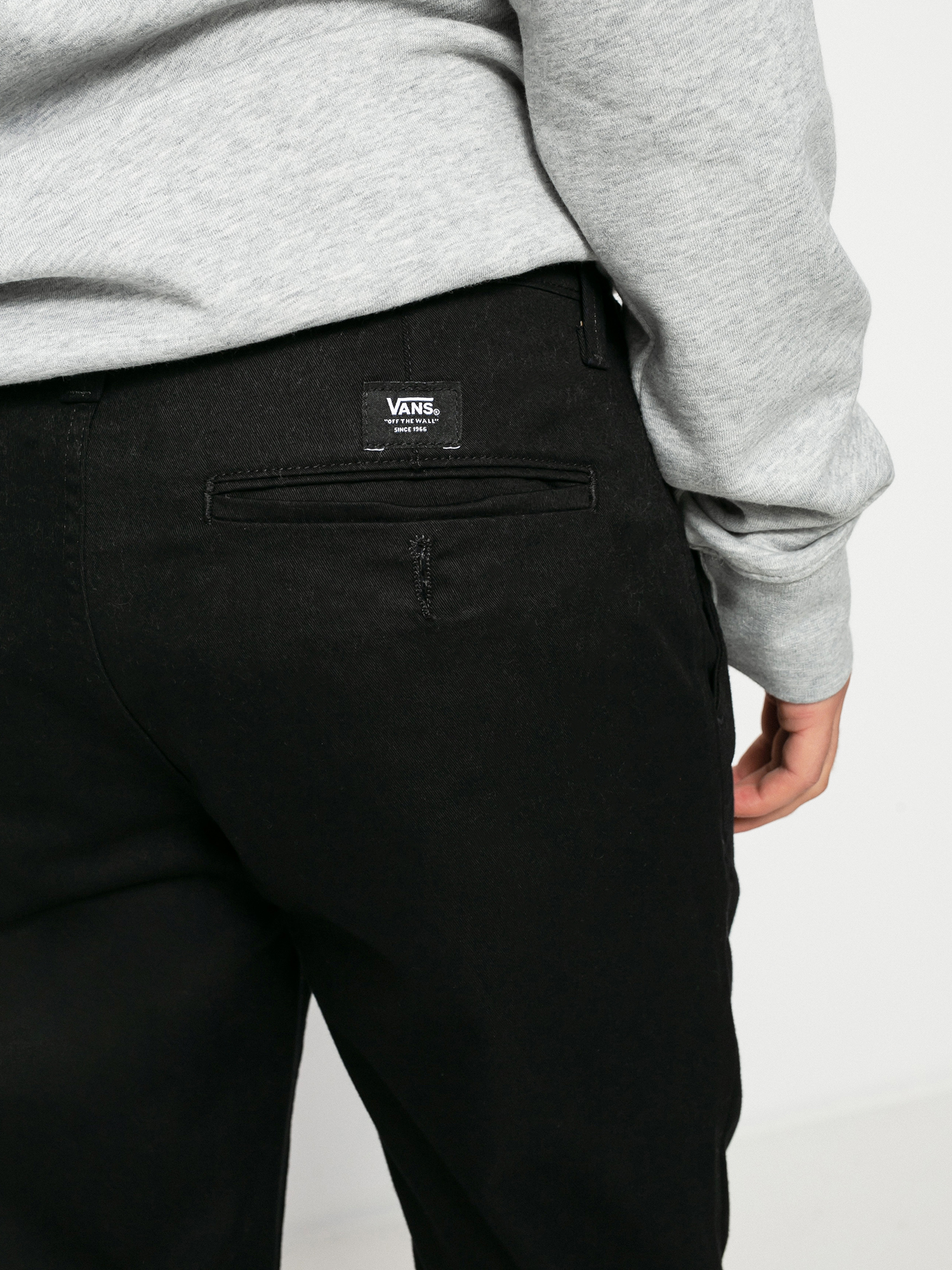 Spodnie Vans Authentic Chino Slim (black)
