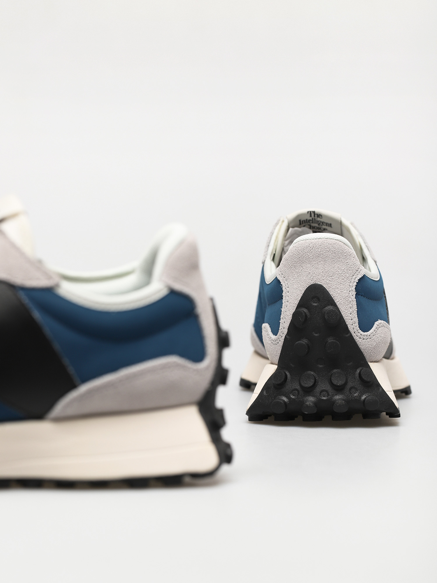 Buty New Balance 327 (rain cloud)