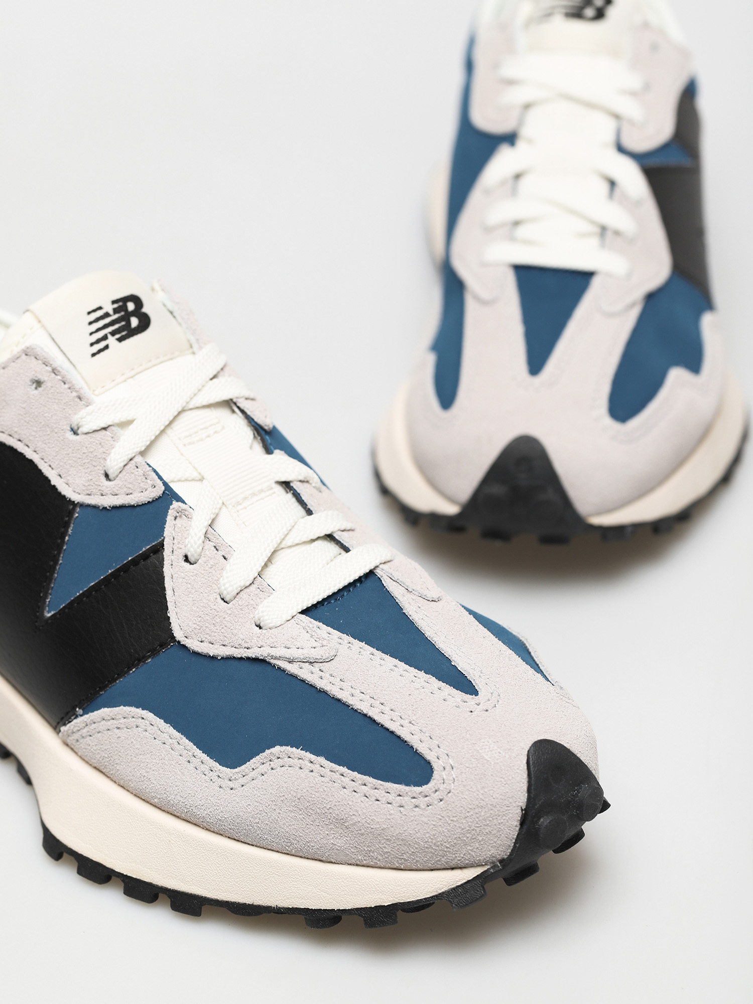 Buty New Balance 327 (rain cloud)