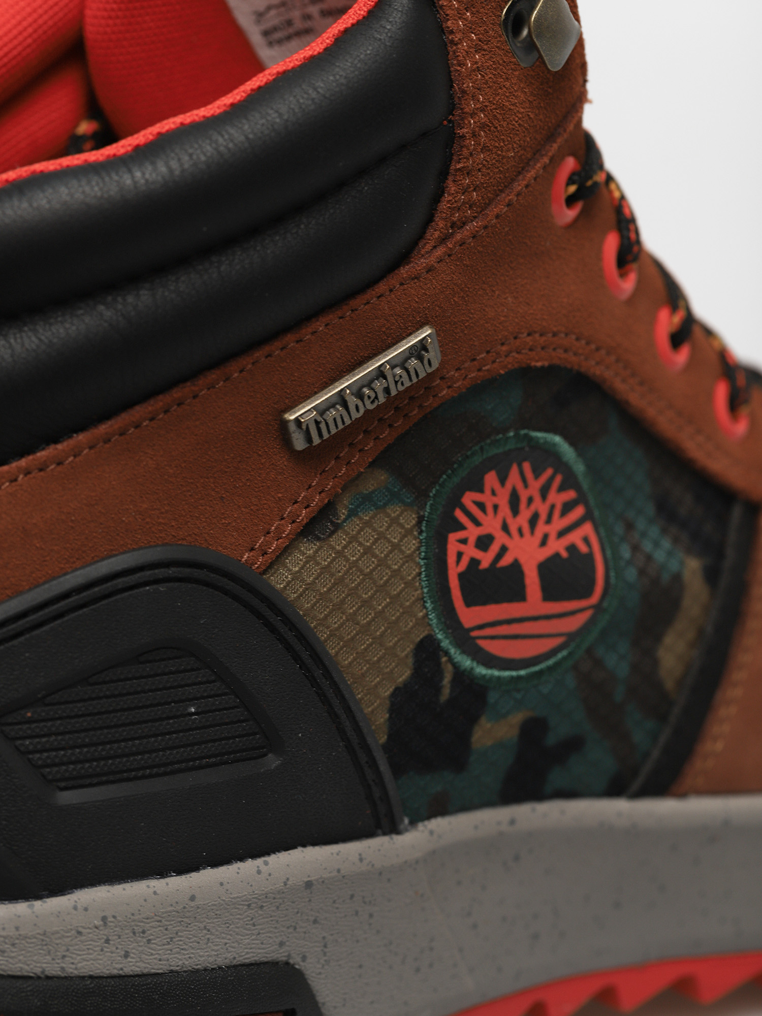 Buty Timberland Boulder Trail Mid F/L (medium brown suede camo)