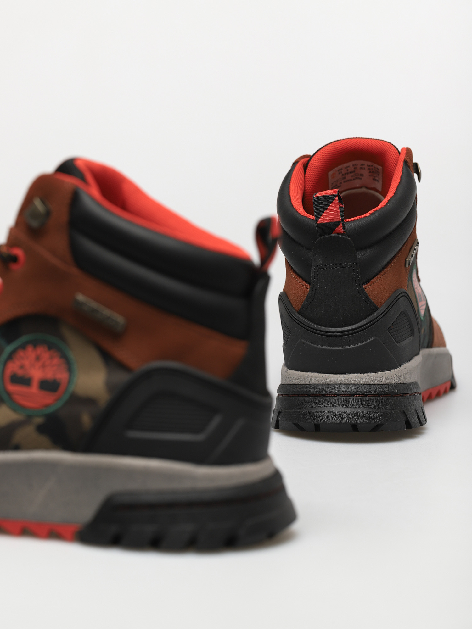 Buty Timberland Boulder Trail Mid F/L (medium brown suede camo)