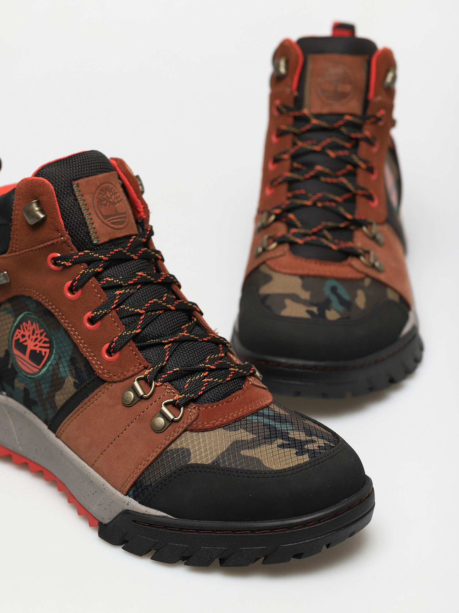 Buty Timberland Boulder Trail Mid F/L (medium brown suede camo)