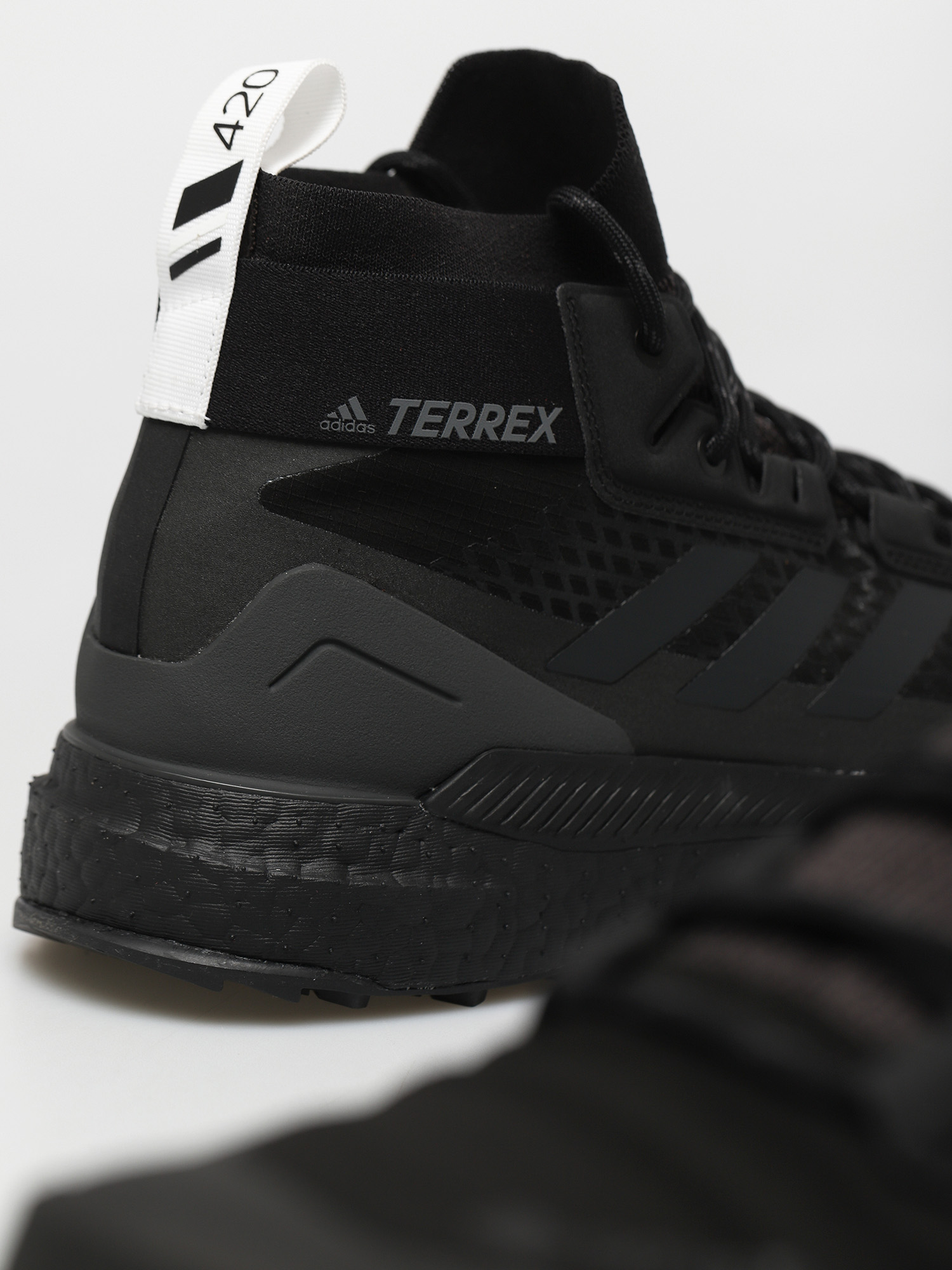 Buty adidas Originals Terrex Free Hiker Gtx (cblack/carbon/ftwwht)