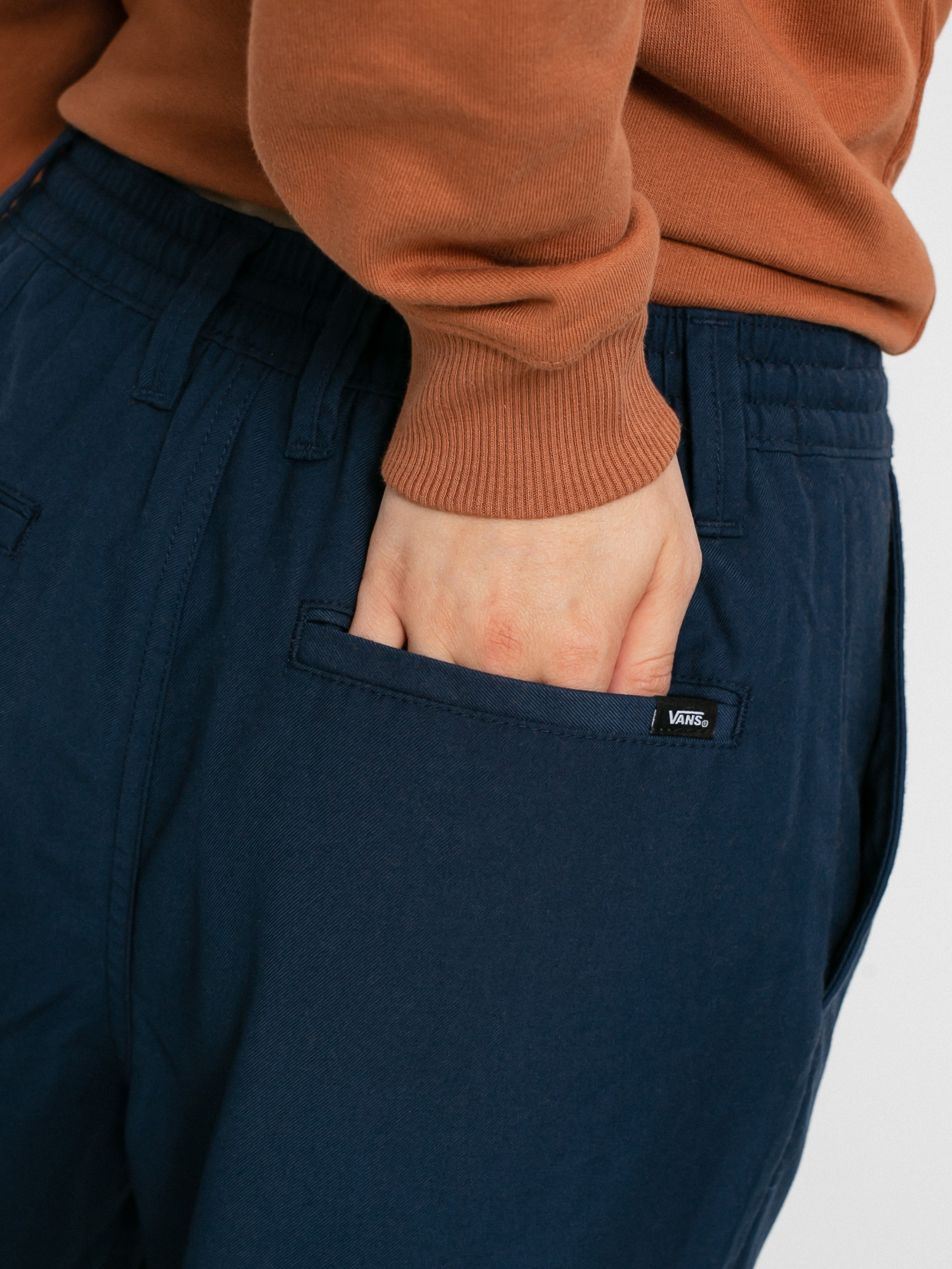 Spodnie Vans Skate Elastic Wmn (dress blues)