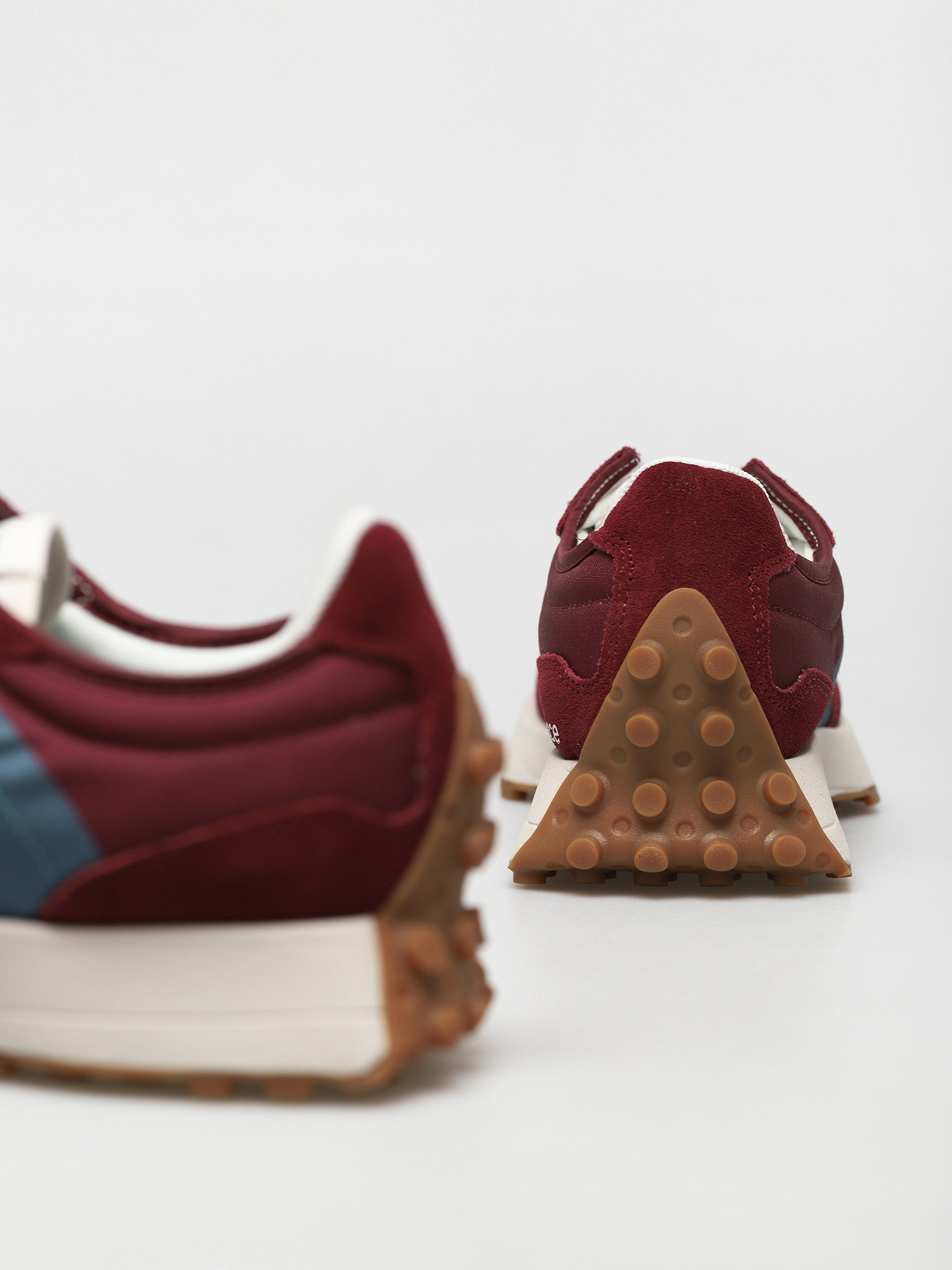 Buty New Balance 327 (red)