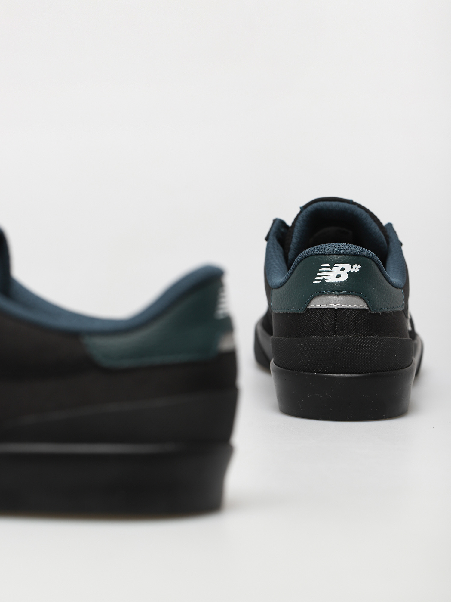 Buty New Balance 272 (black/white)
