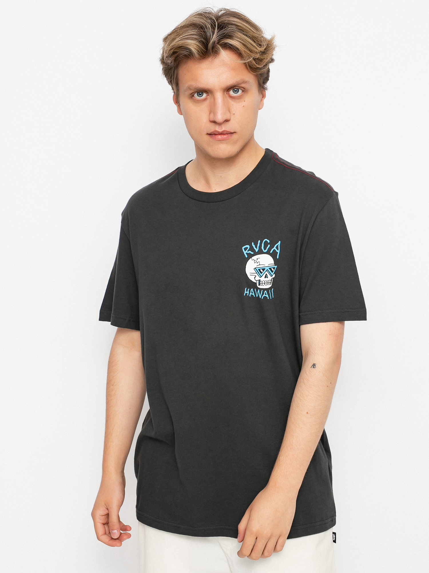 T-shirt RVCA Skull Bowl (pirate black)