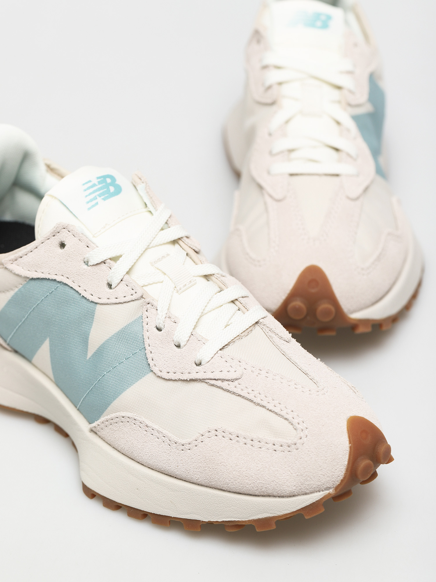 Buty New Balance 327 Wmn (grey)