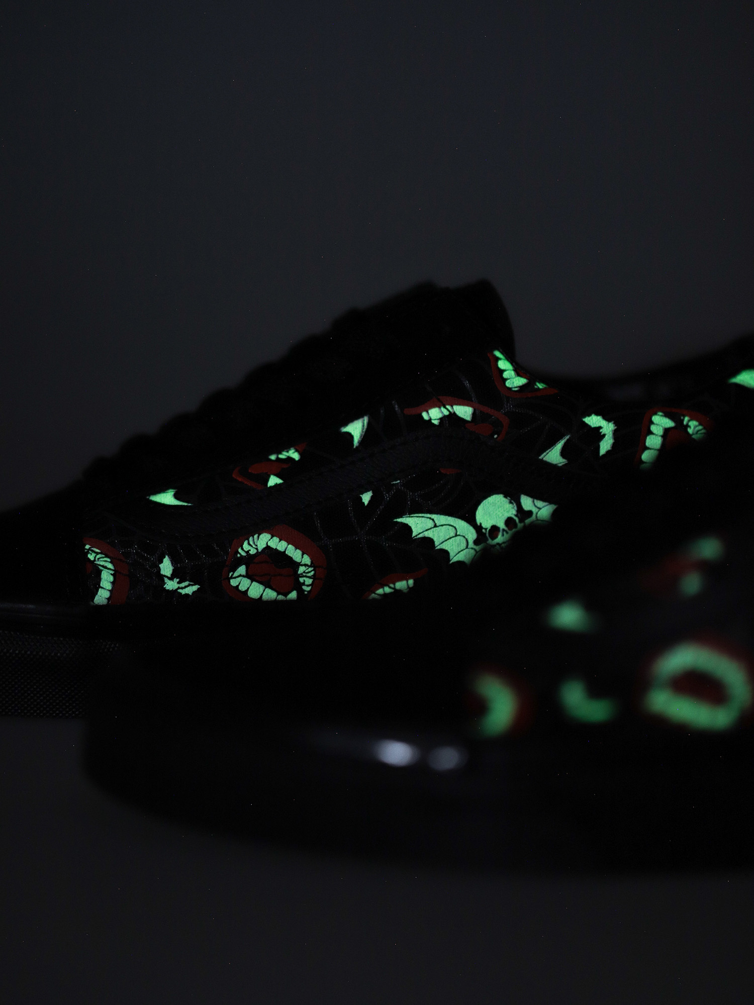 Buty Vans Old Skool (glow frights/blk/blk)