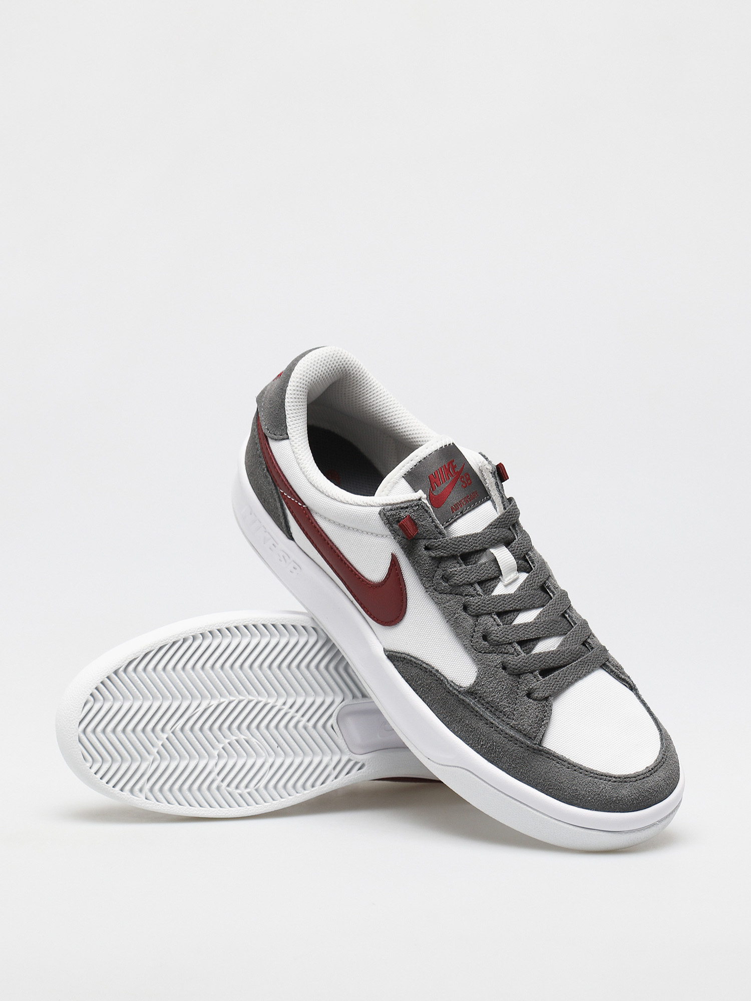 Buty Nike SB Adversary Premium (iron grey/team red summit white white)