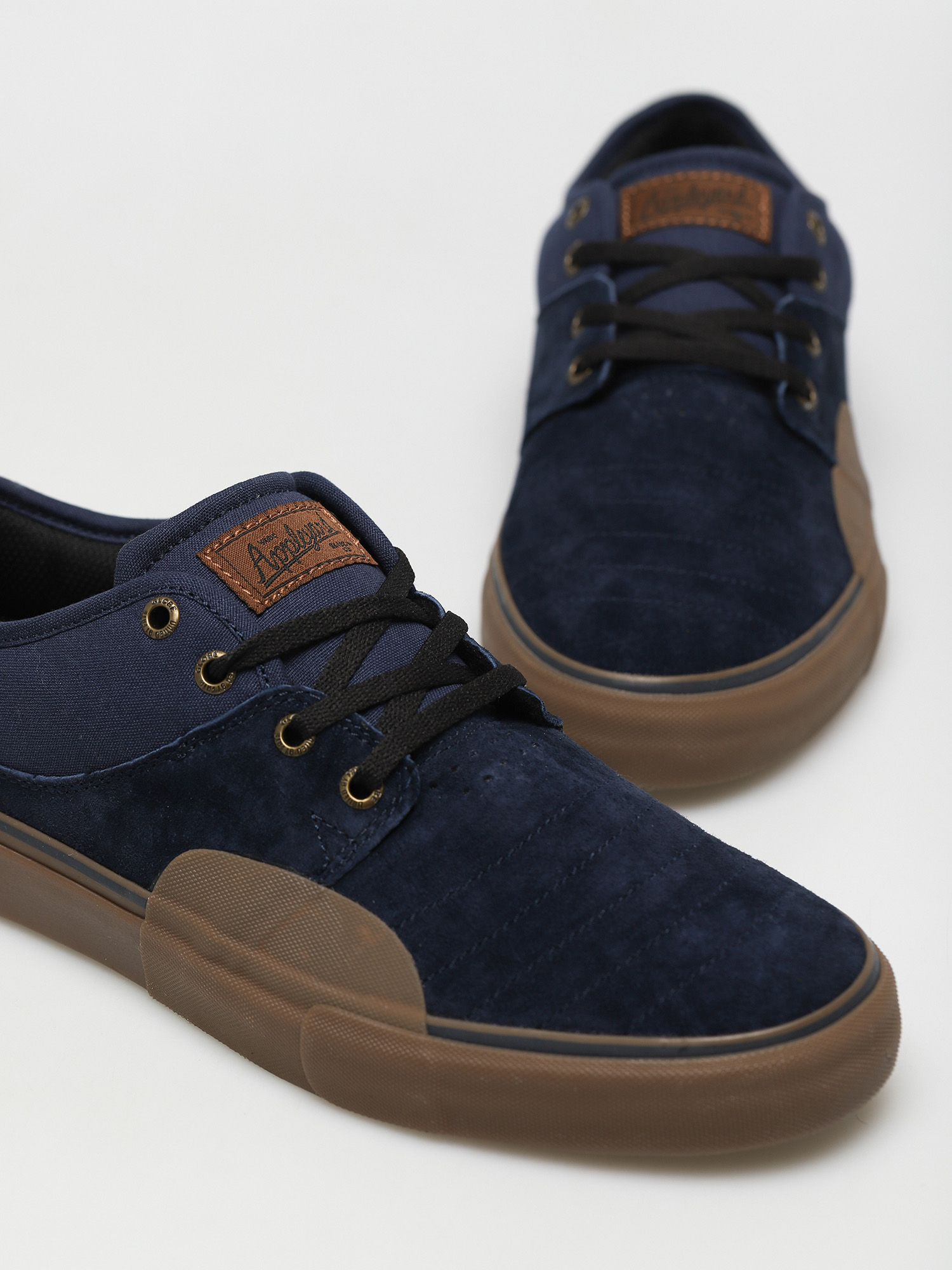 Buty Globe Mahalo Plus (midnight/gum)