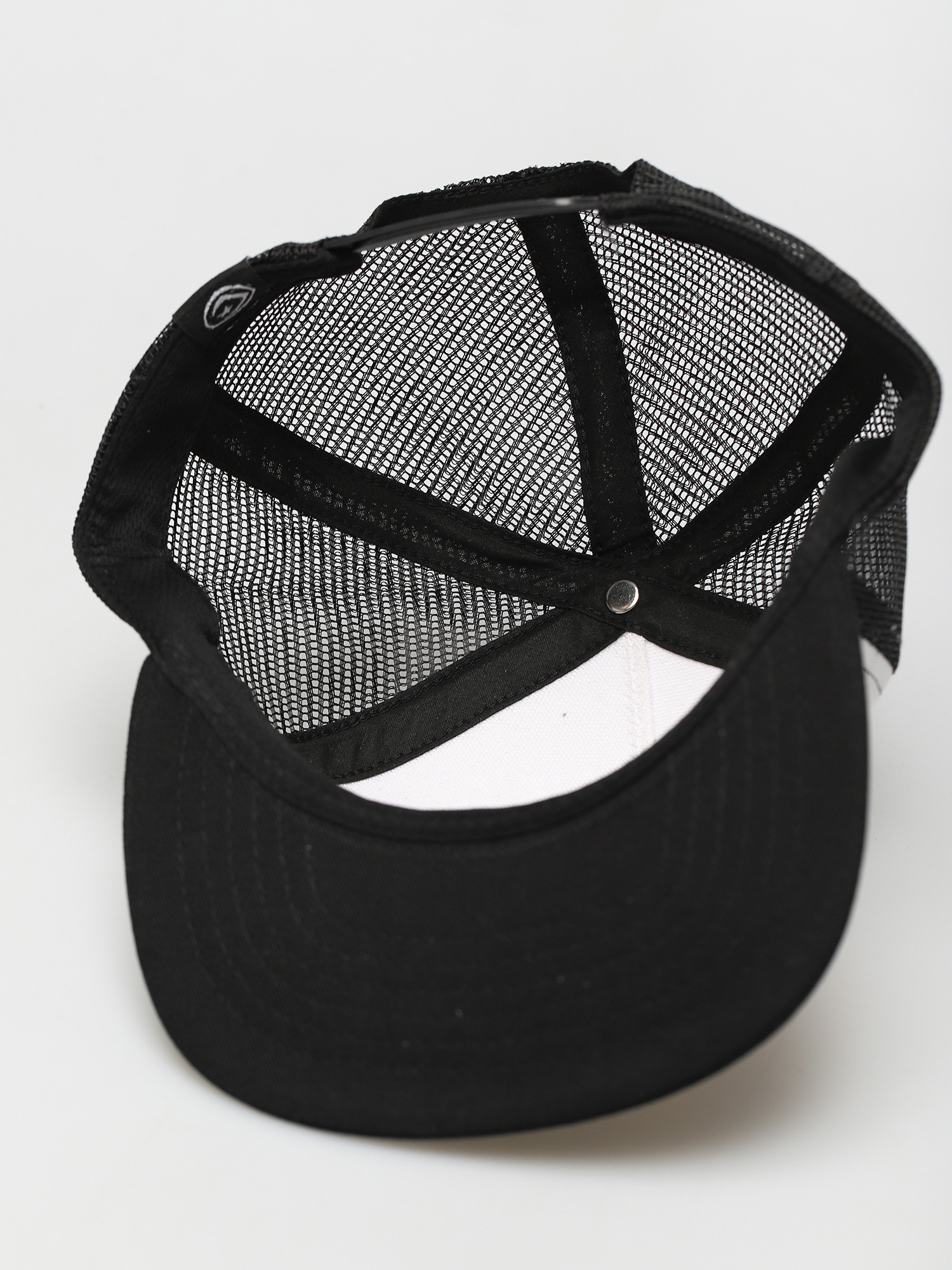 Czapka z daszkiem Foundation Circle Bird Mesh (black/white)