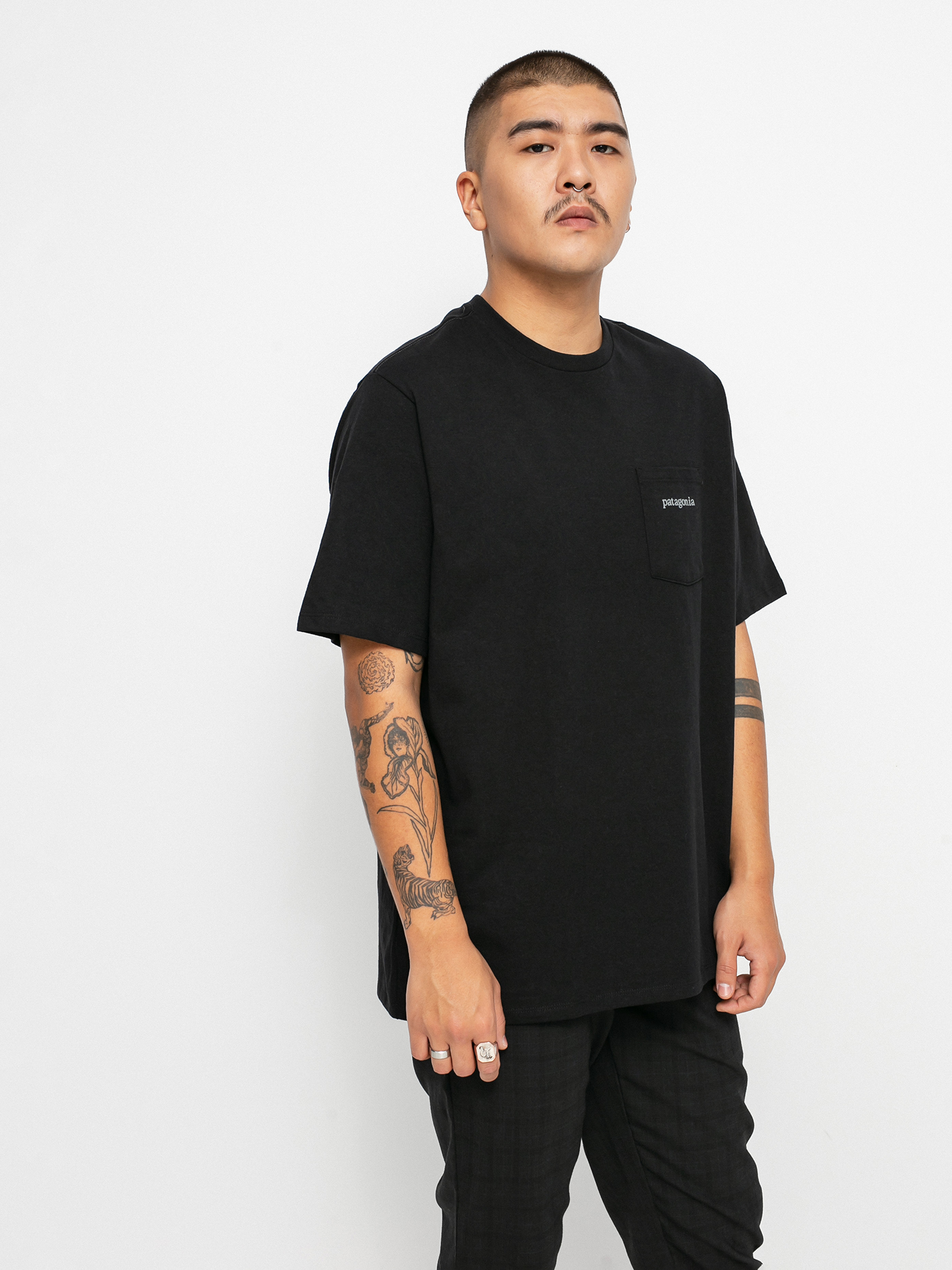 T-shirt Patagonia Line Logo Ridge Pocket Responsibili (black)