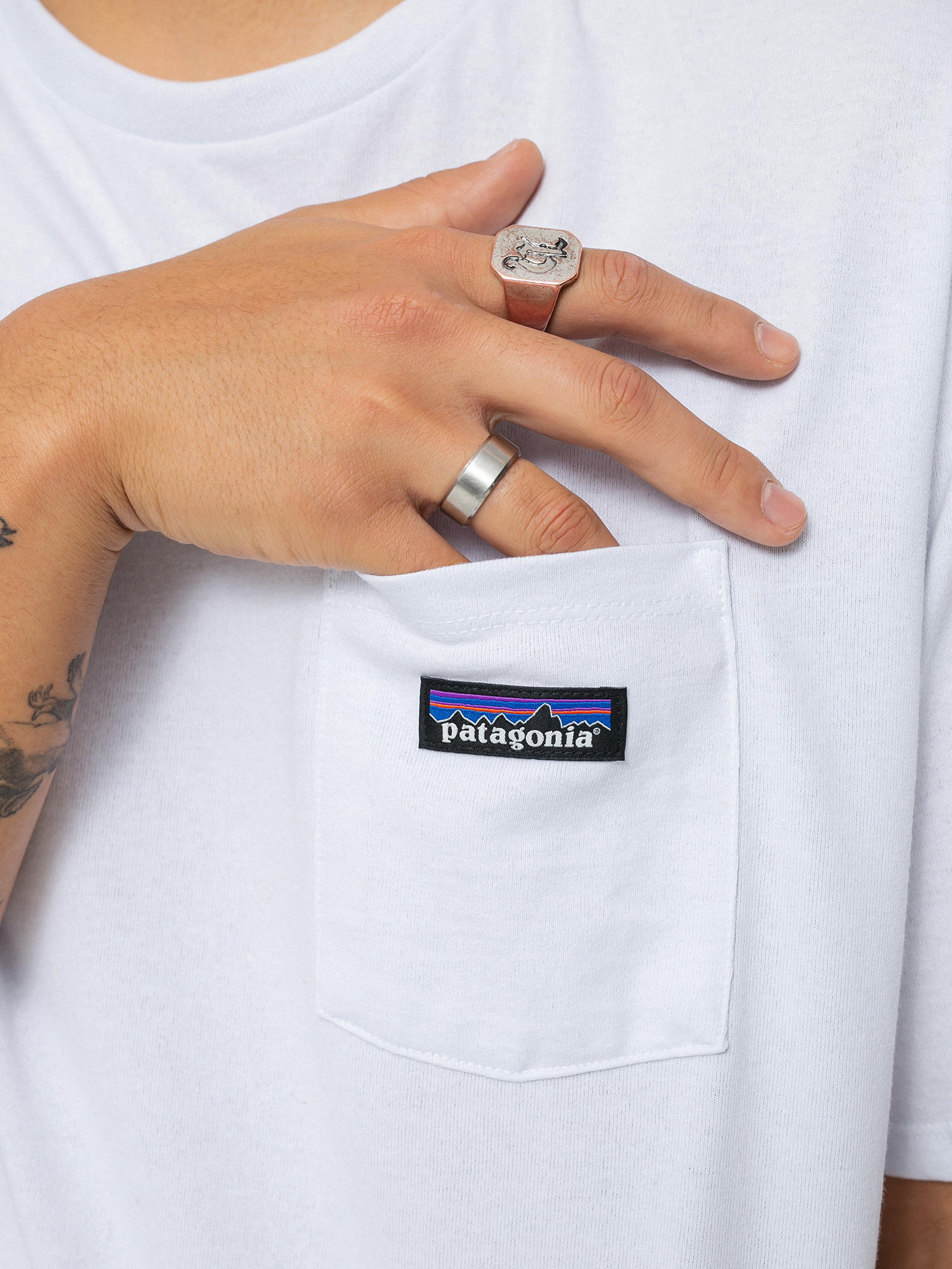 T-shirt Patagonia P 6 Label Pocket Responsibili (white)