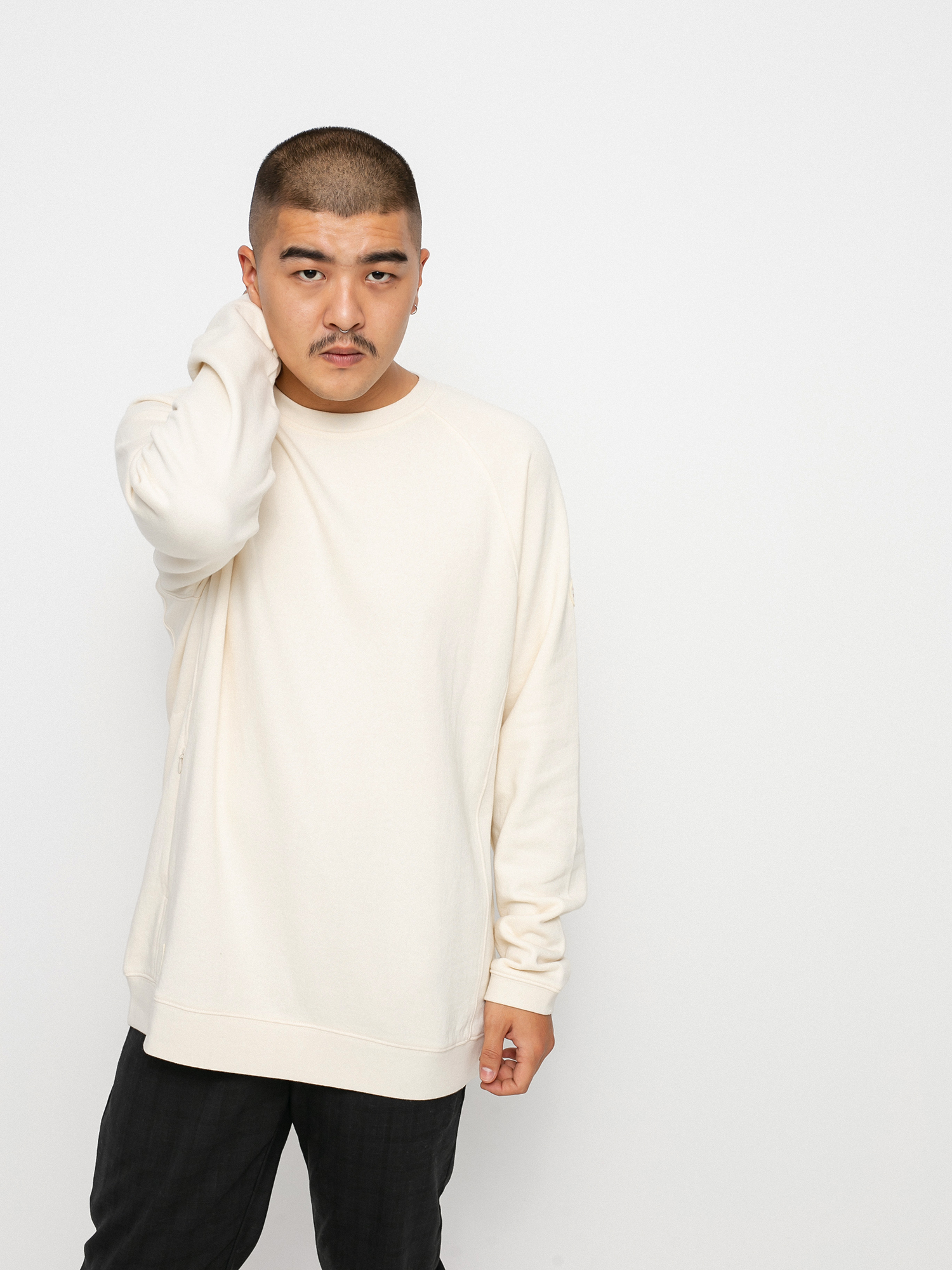 Bluza Globe Traveller Crew (bleach free dye free)