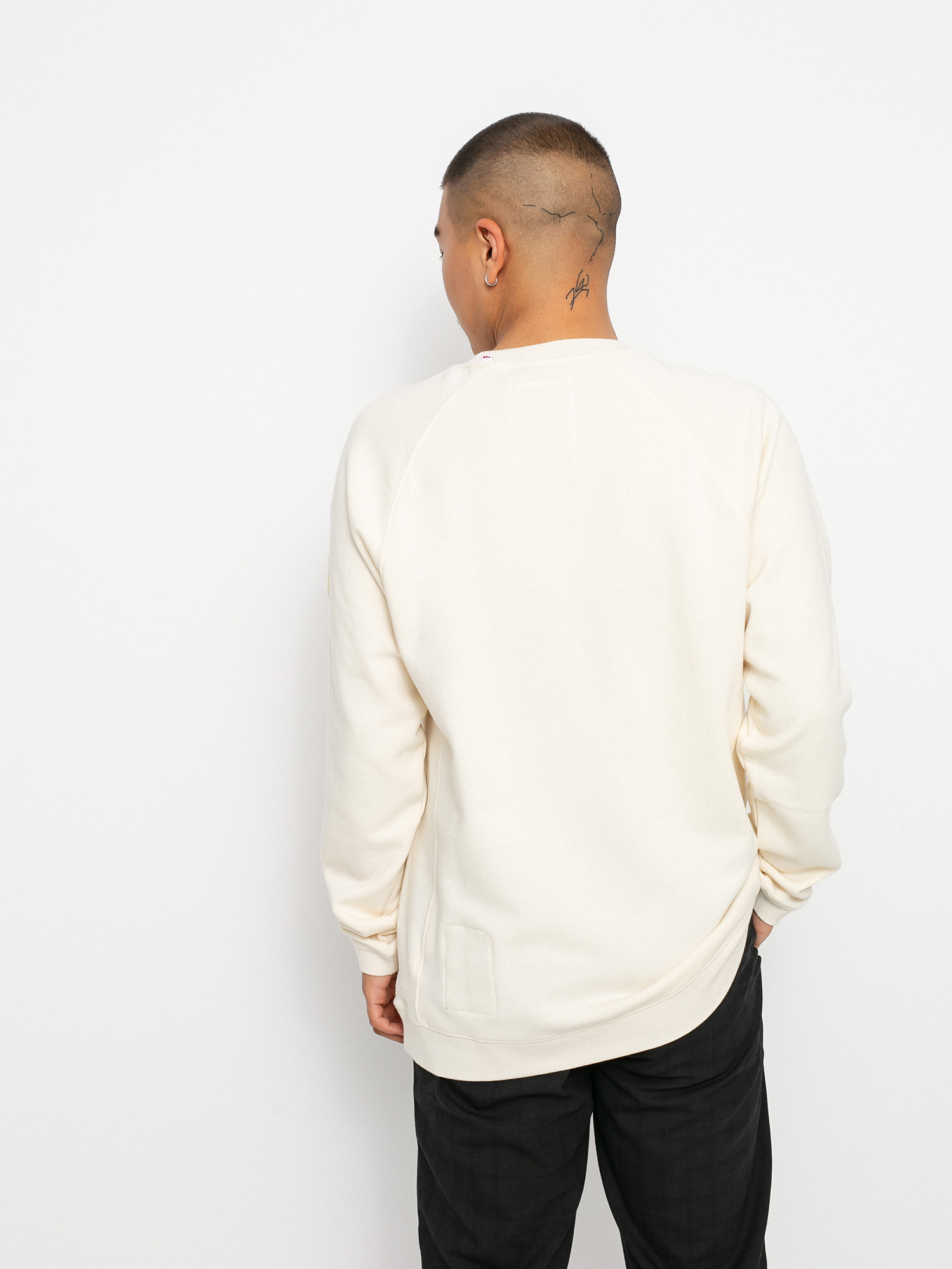 Bluza Globe Traveller Crew (bleach free dye free)