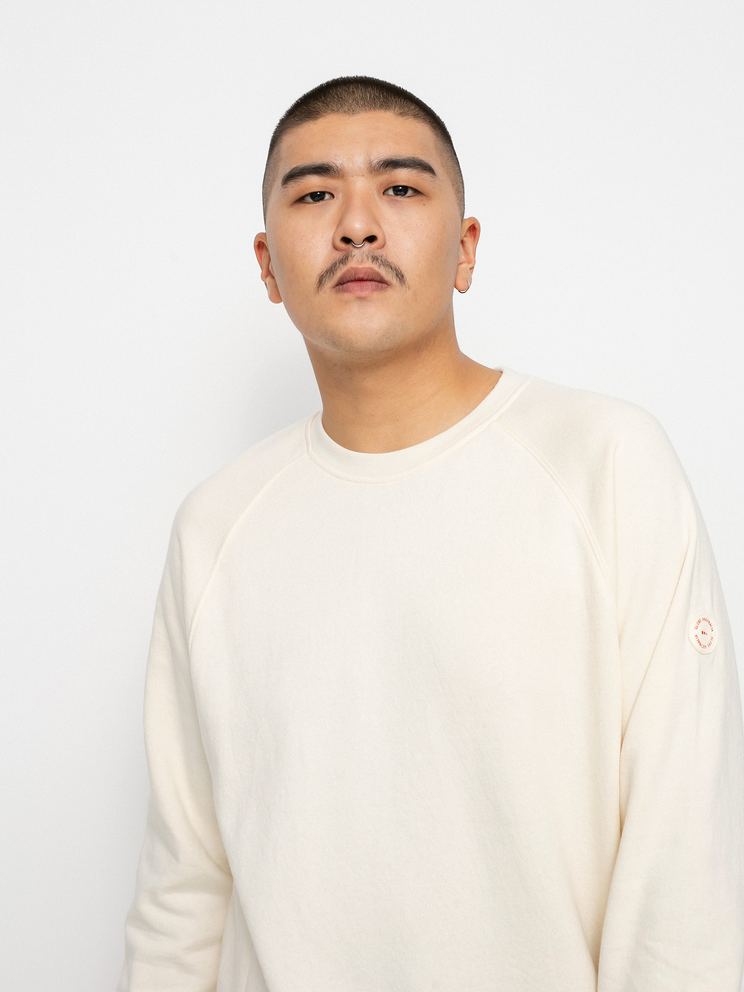 Bluza Globe Traveller Crew (bleach free dye free)