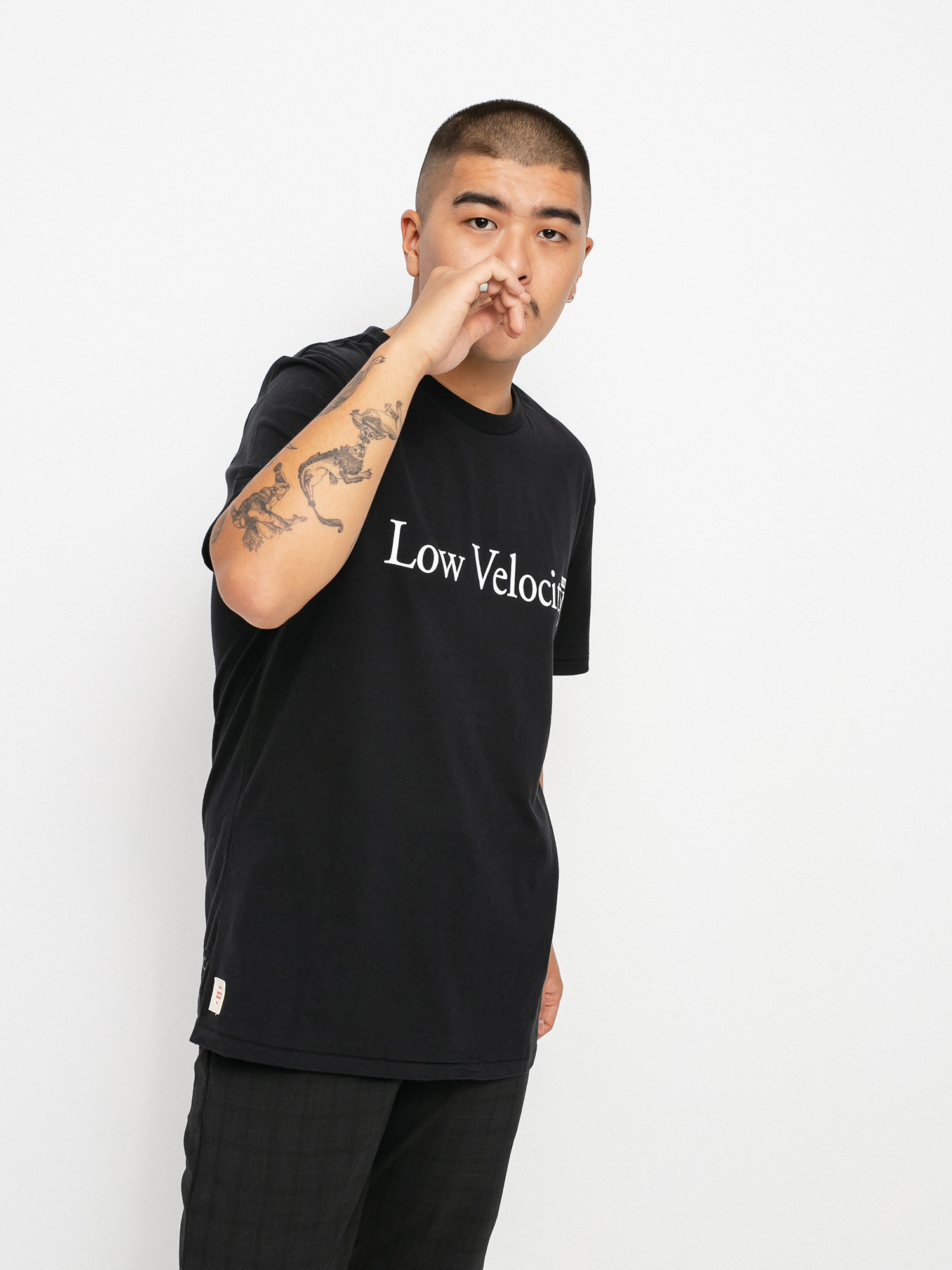 T-shirt Globe Lv (black)