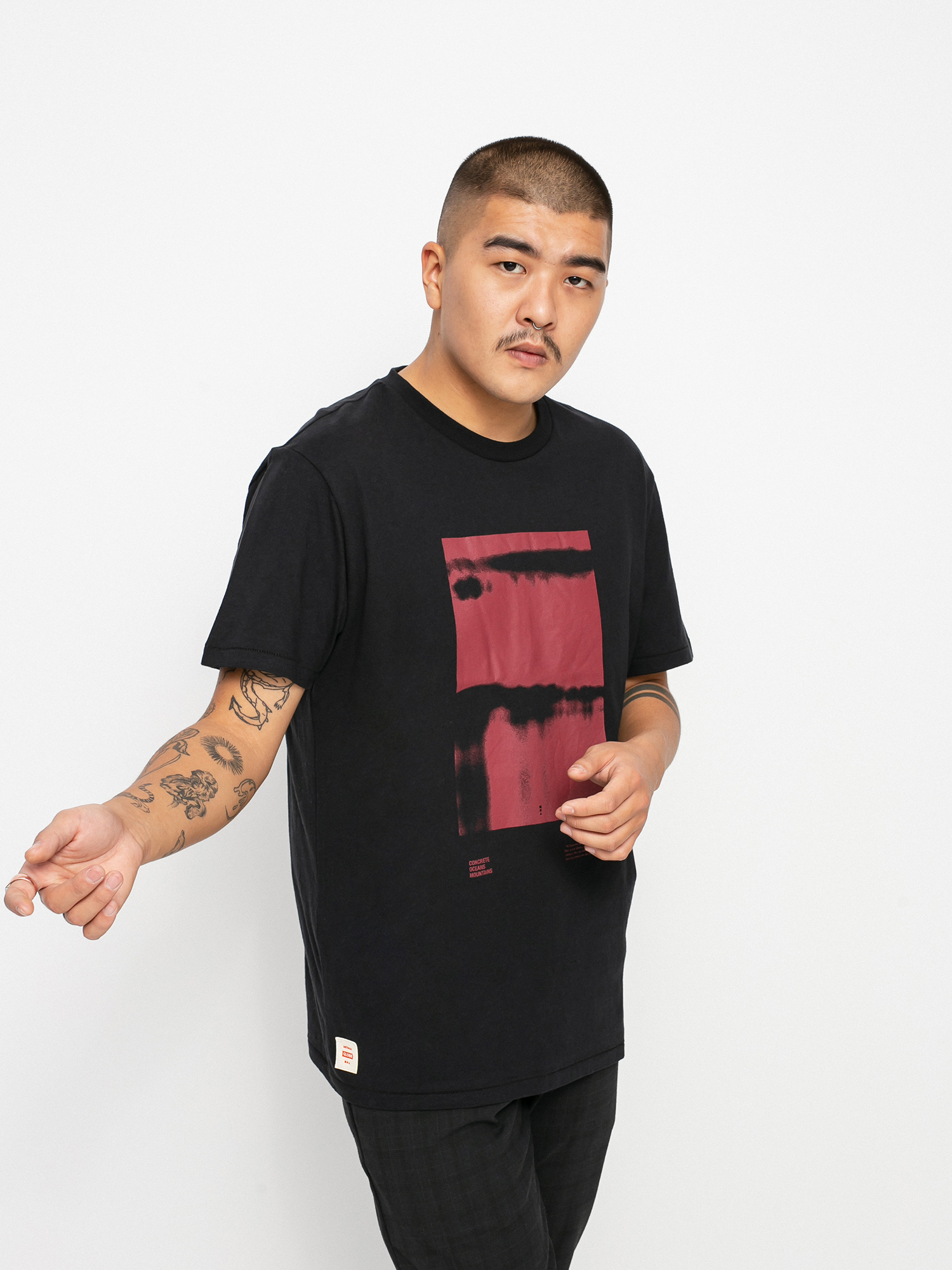 T-shirt Globe Barrels (black)