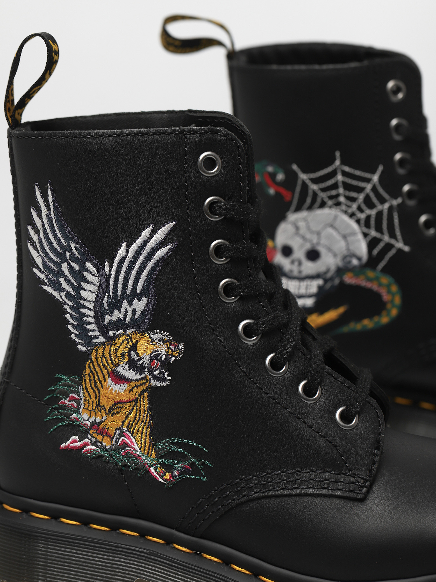 Buty Dr. Martens 1460 Souvenir (nappa black)