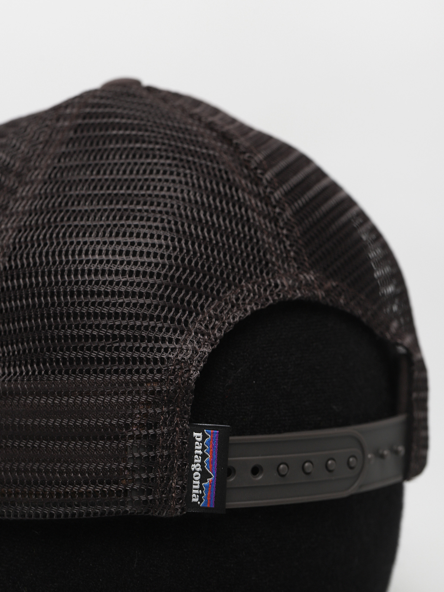 Czapka z daszkiem Patagonia Fly the Flag Label Trucker (dusky brown)