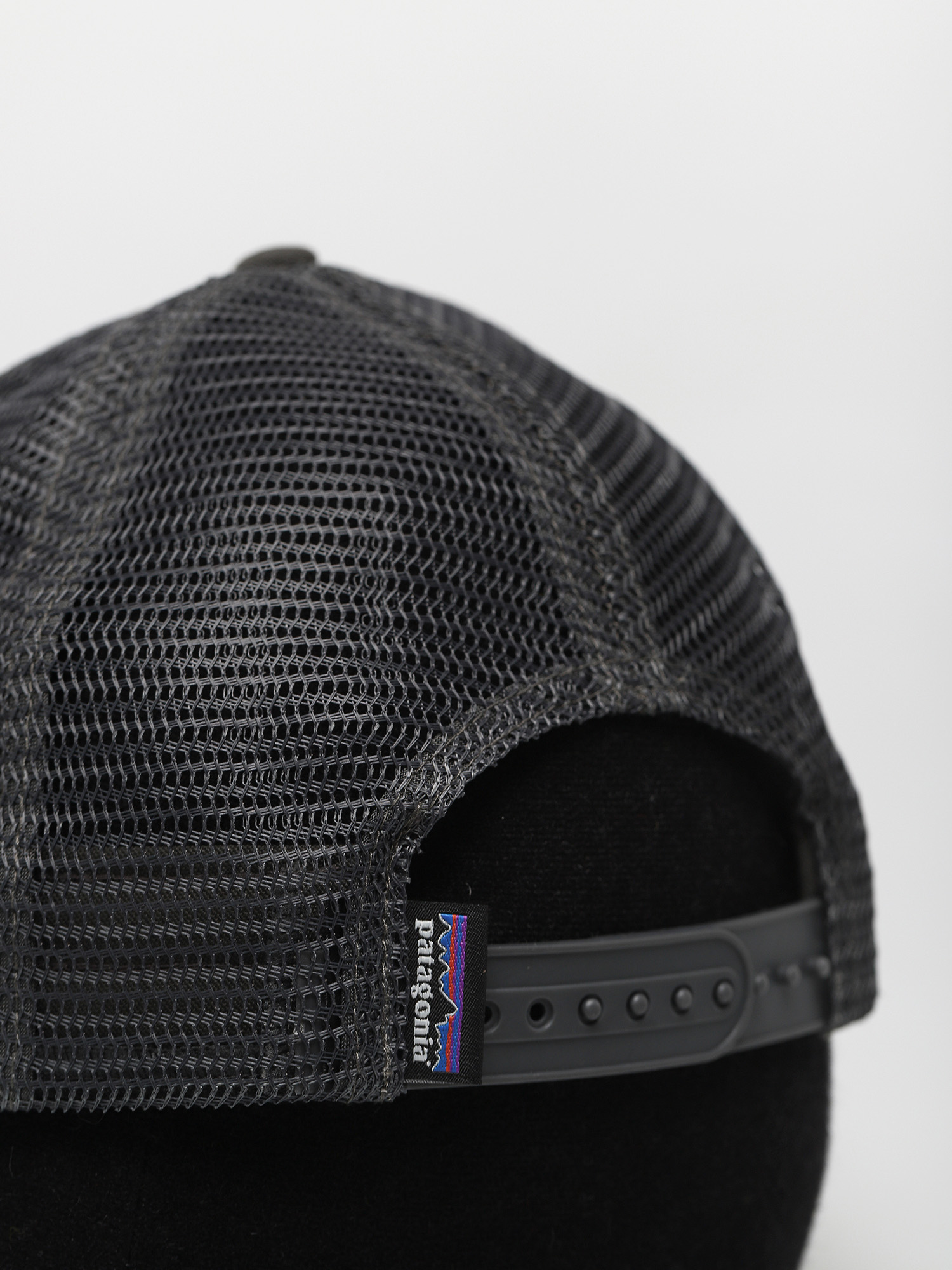 Czapka z daszkiem Patagonia Line Logo Ridge LoPro Trucker (el cap khaki)