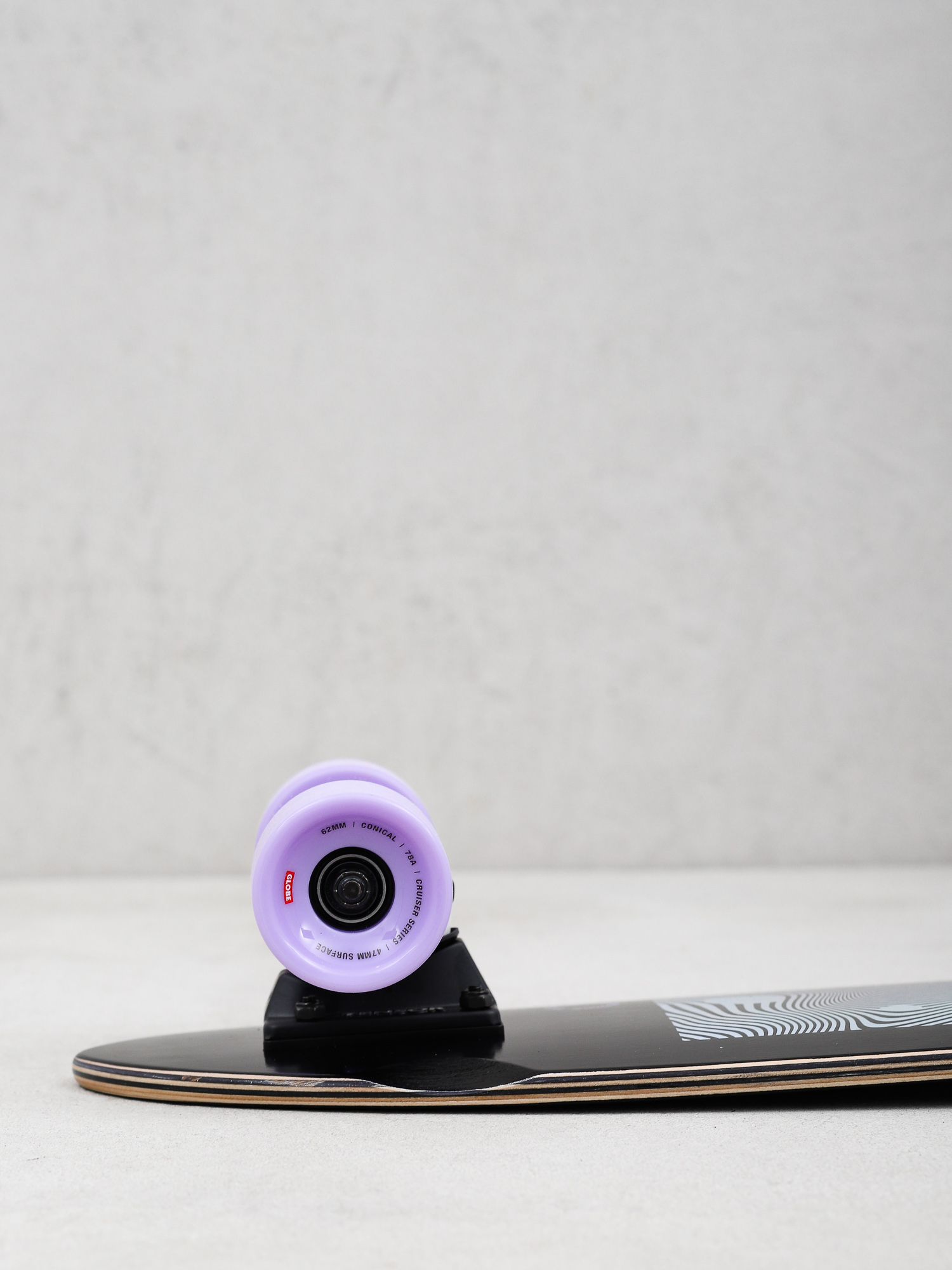 Deskorolka cruiser Globe Blazer (black/purple)