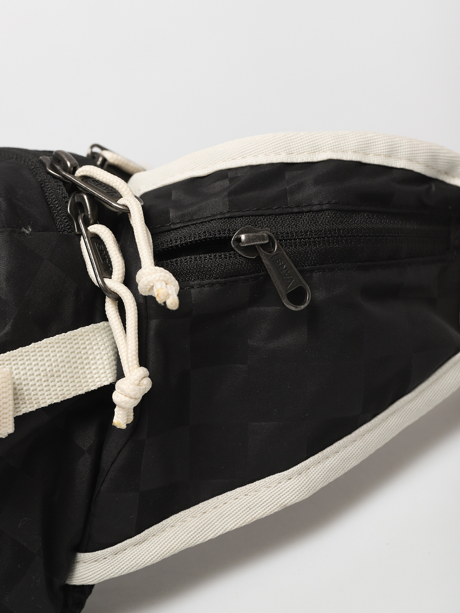 Nerka Vans X Napapijri Survey Cross Body (black check)