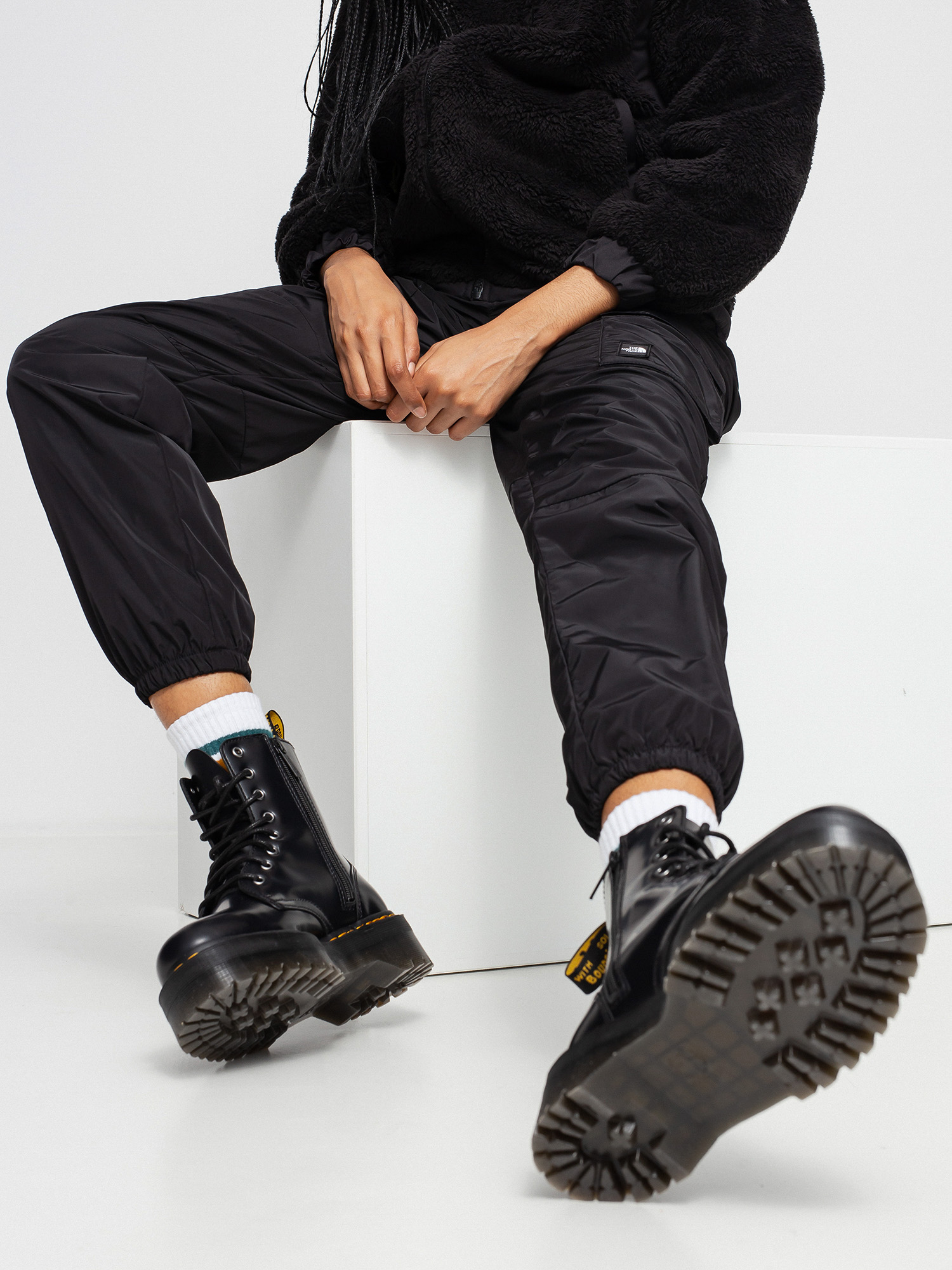 Spodnie The North Face Black Box Ripstop Wind Wmn (tnf black)