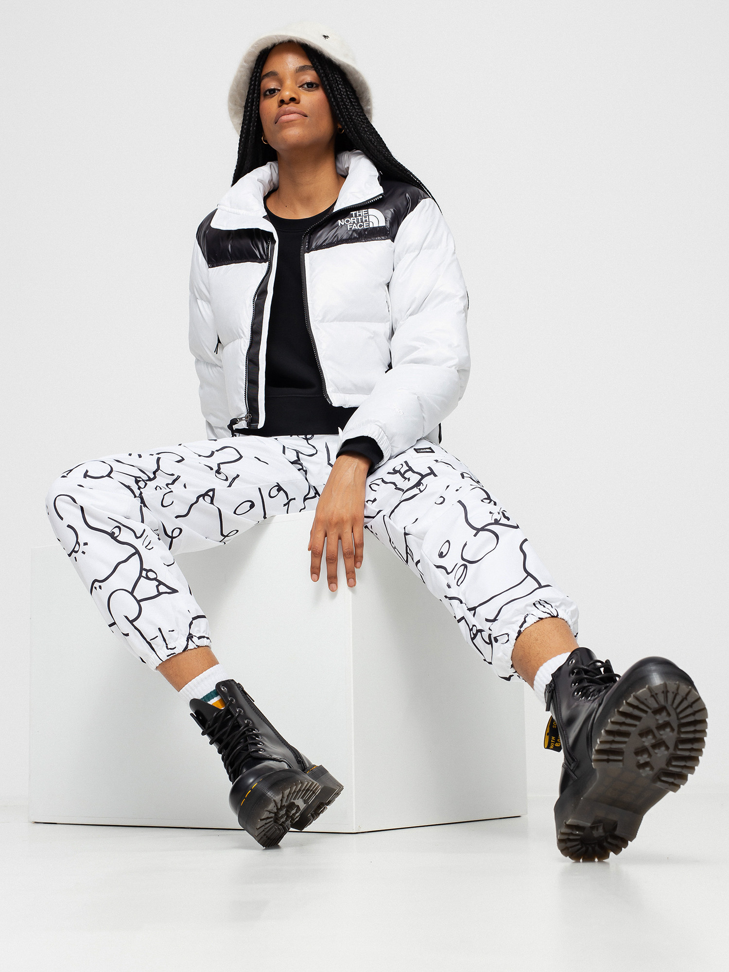 Kurtka The North Face Nuptse Short Wmn (tnf white/tnf black)