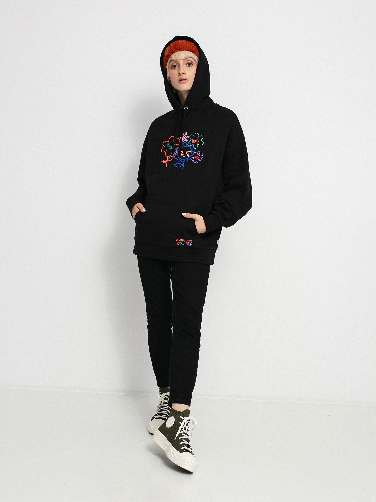 Bluza z kapturem Vans Cultivate Care HD Wmn (black)