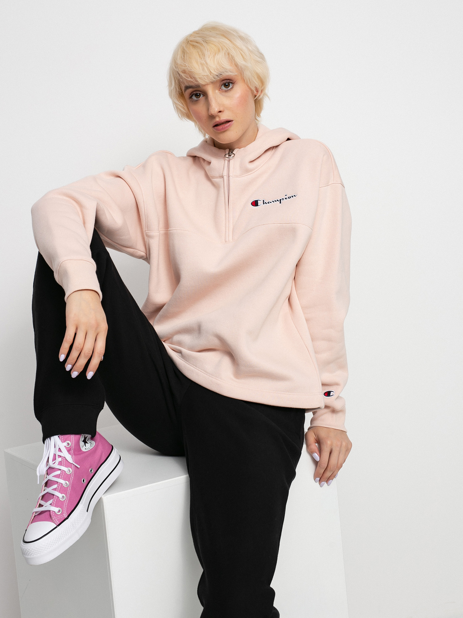 Bluza z kapturem Champion Sweatshirt HD 114463 Wmn (sfp)