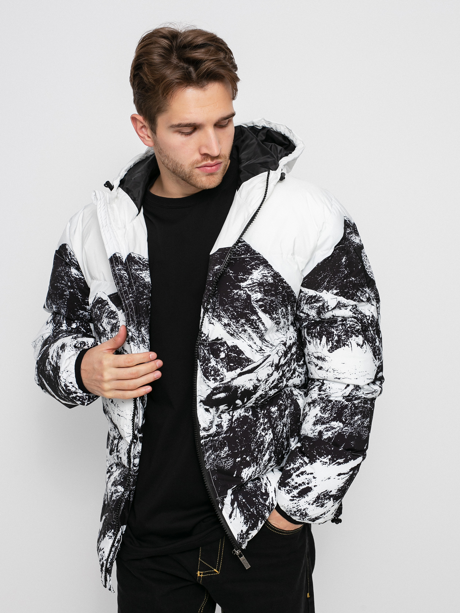 Kurtka MassDnm Peak (black/white)