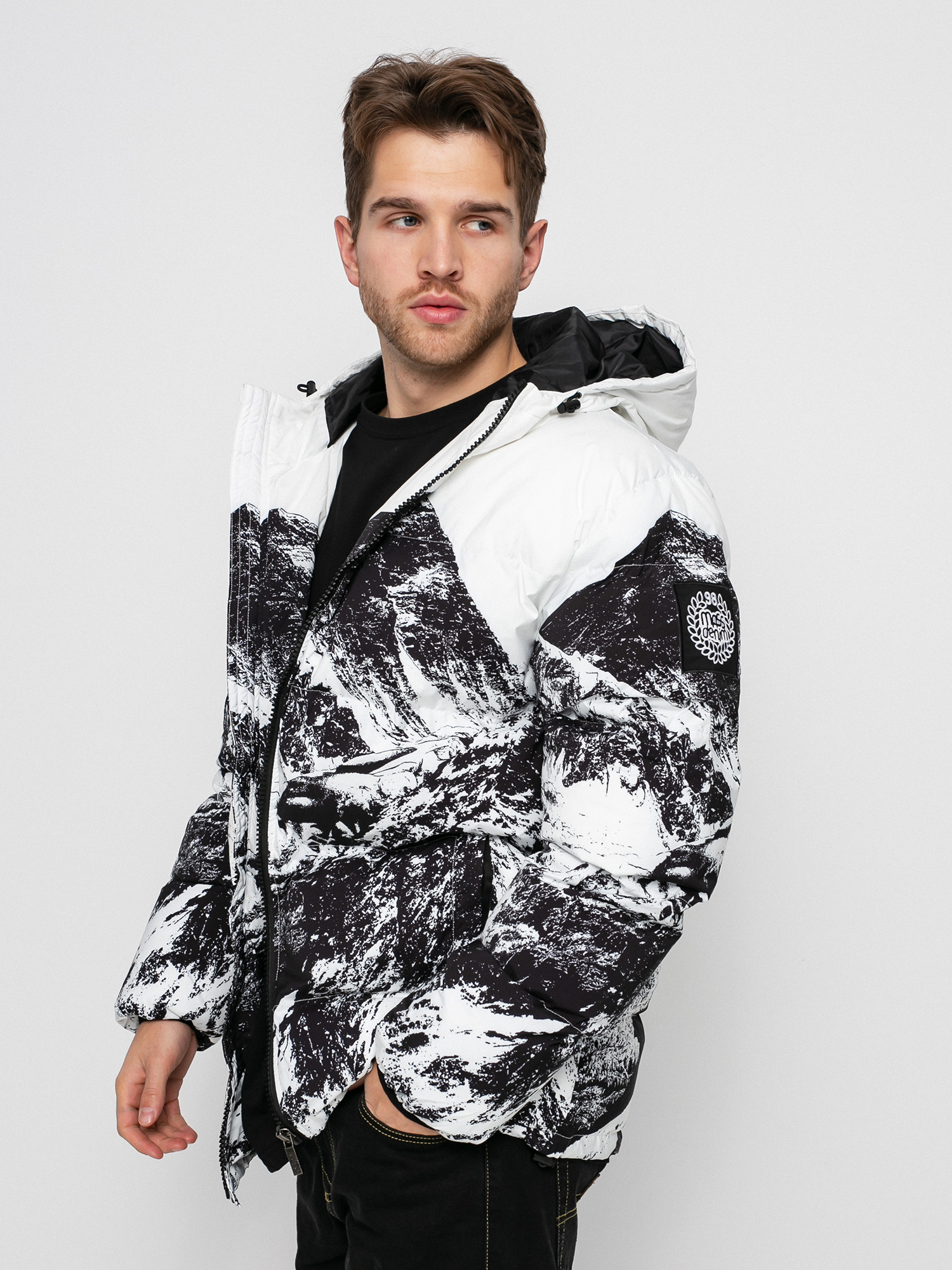 Kurtka MassDnm Peak (black/white)