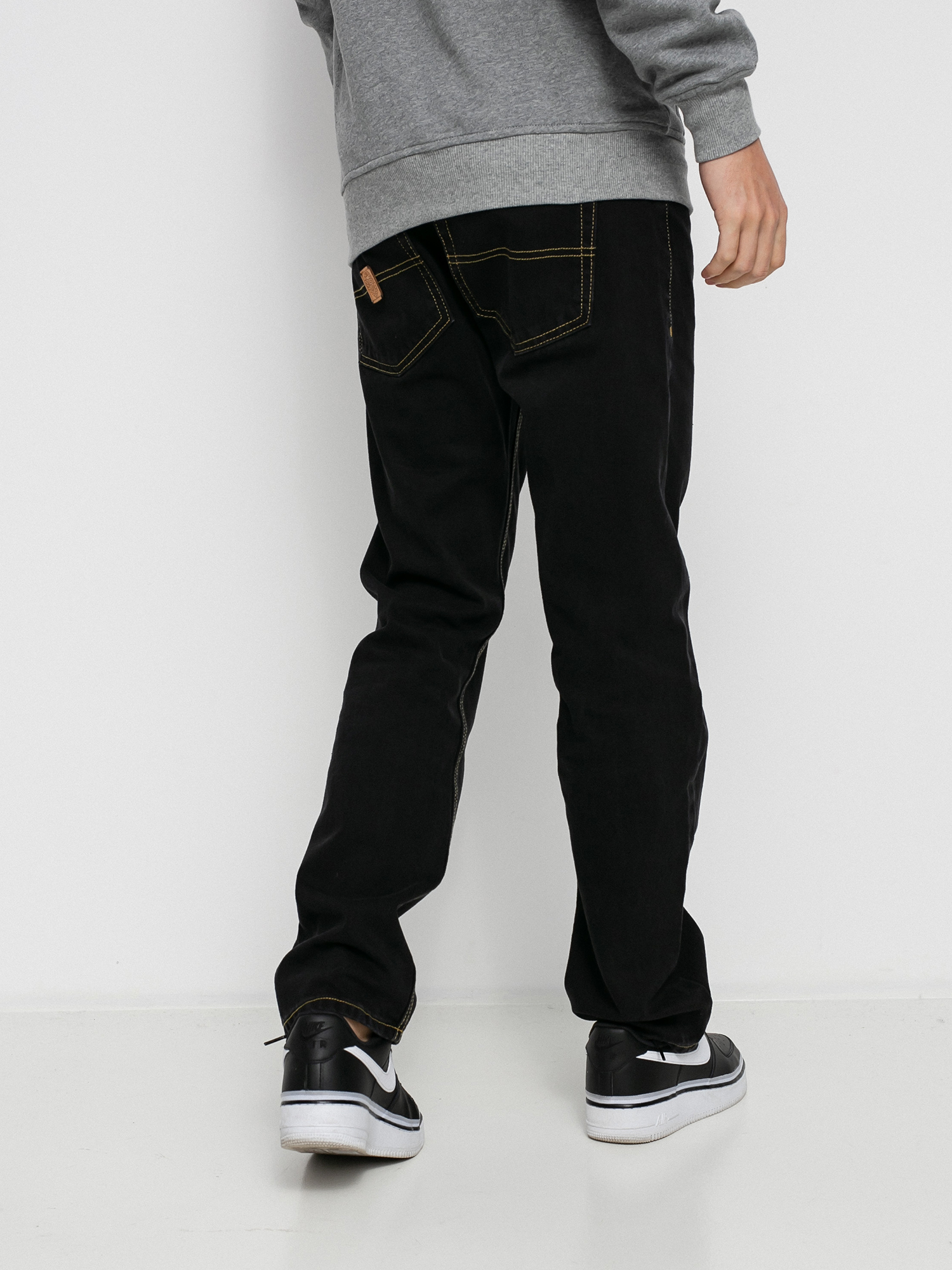Spodnie MassDnm Base Jeans Regular Fit (black stone wash)
