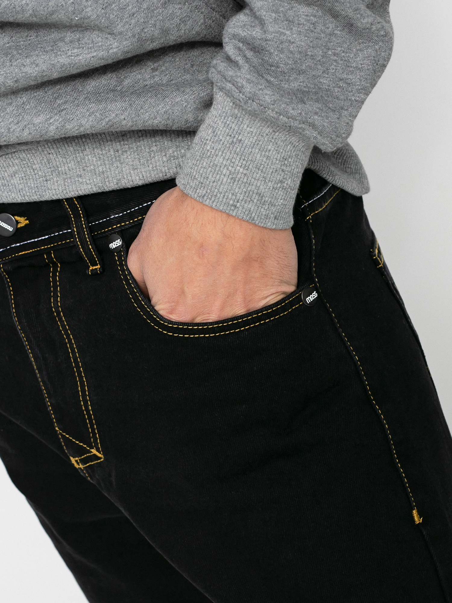 Spodnie MassDnm Base Jeans Regular Fit (black stone wash)