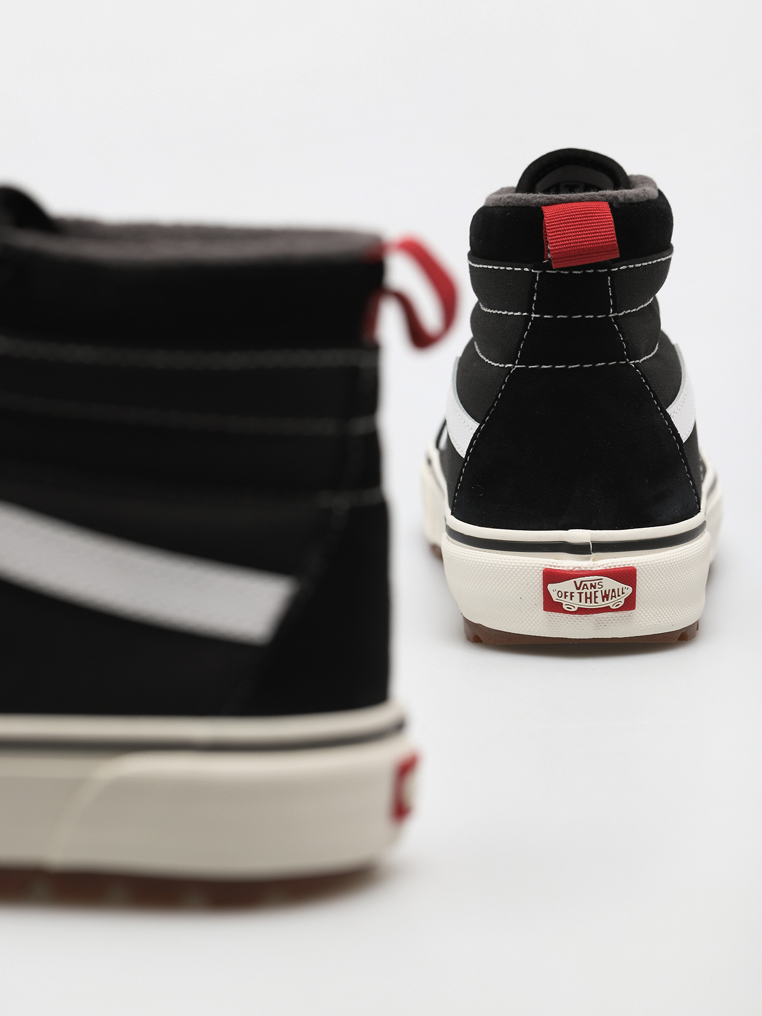 Buty Vans Sk8 Hi MTE 1 (black/true white)