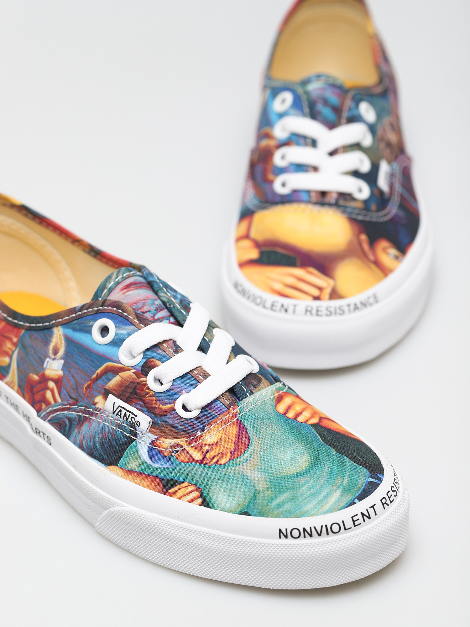 Buty Vans X Moca Authentic (judy baca)