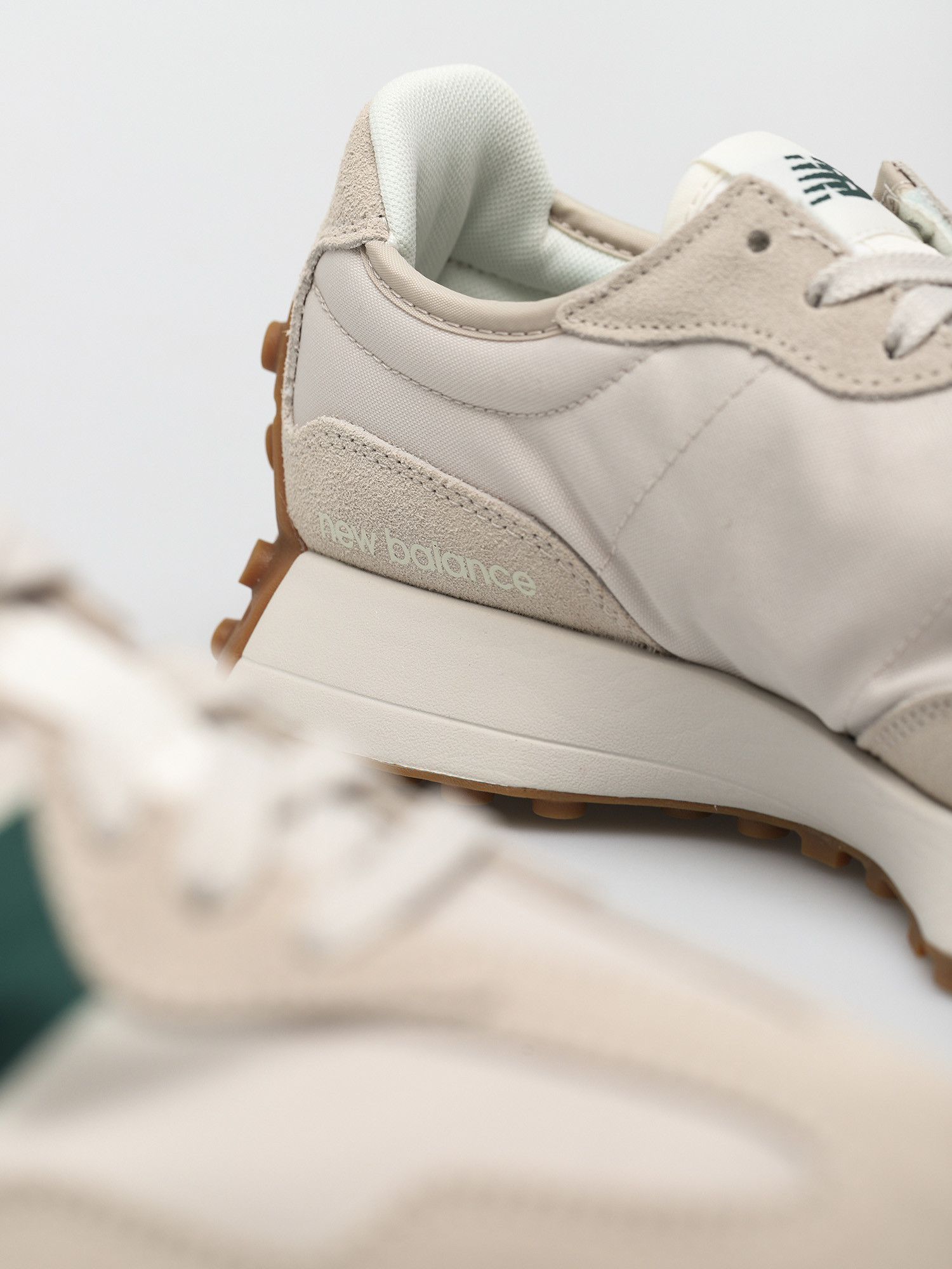Buty New Balance 327 (timberwolf)