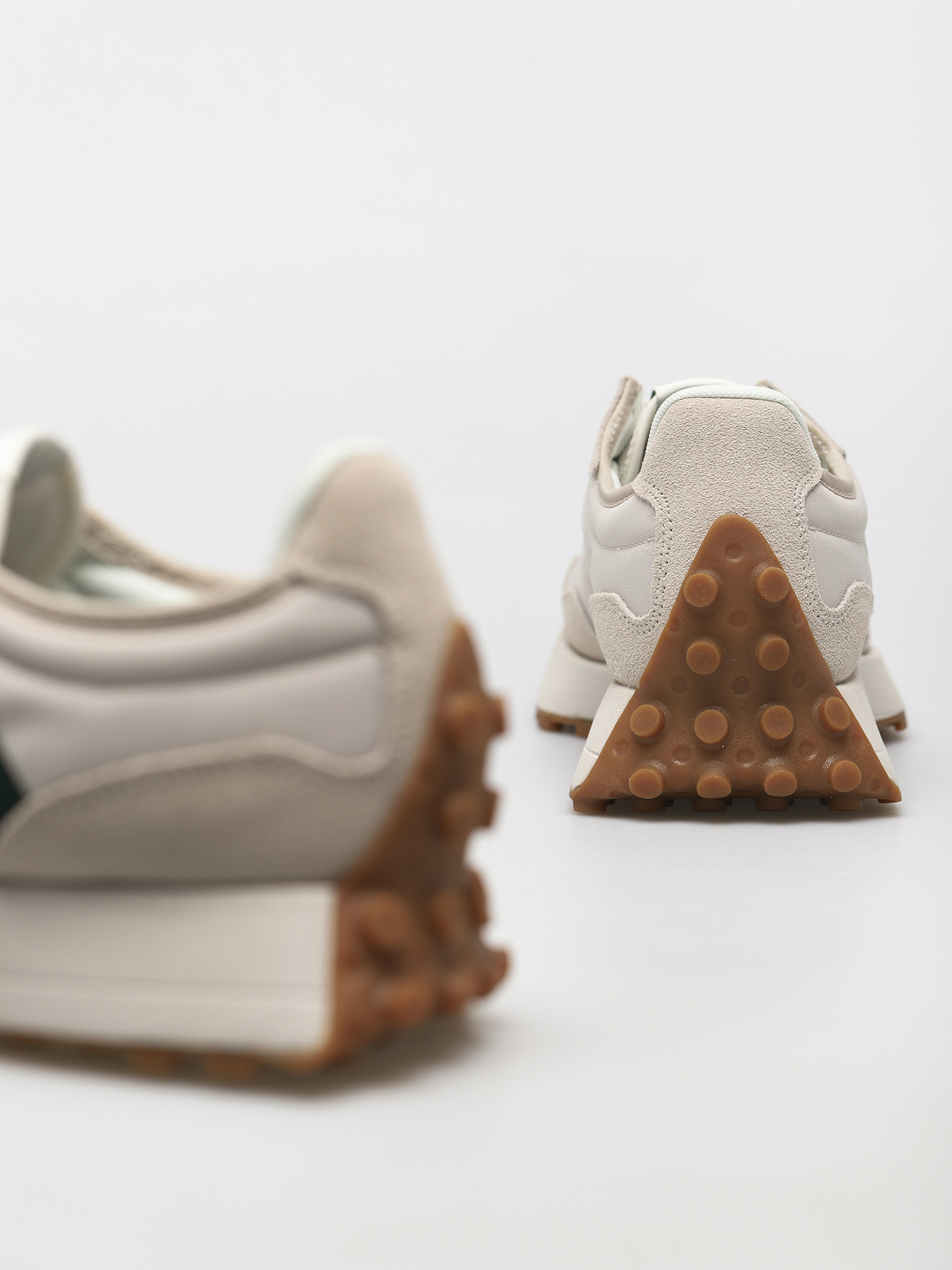 Buty New Balance 327 (timberwolf)