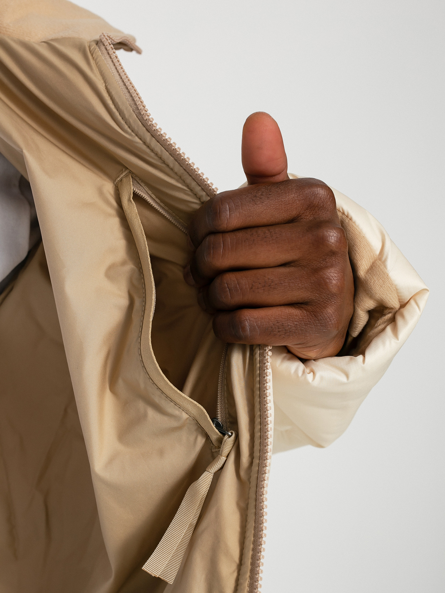 Kurtka The North Face Saikuru (bleachdsand/hawthornkhaki)