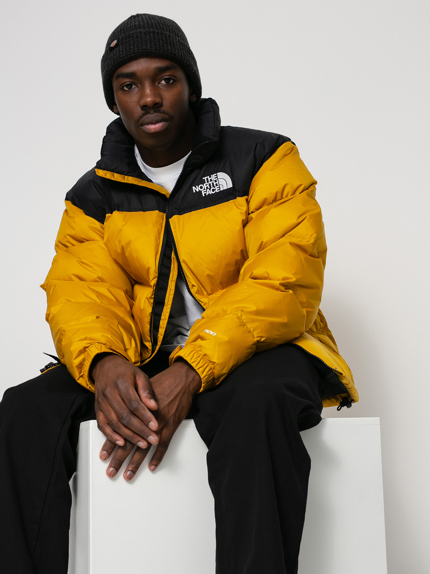 Kurtka The North Face 1996 Retro Nuptse (arrowwood yellow)