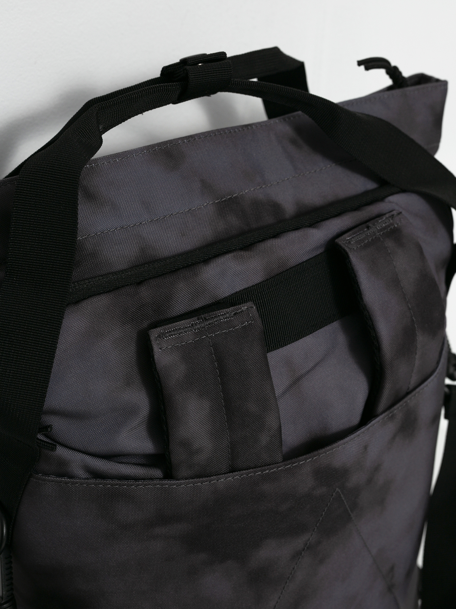 Torba Volcom Day Trip Poly Wmn (black/charcoal)