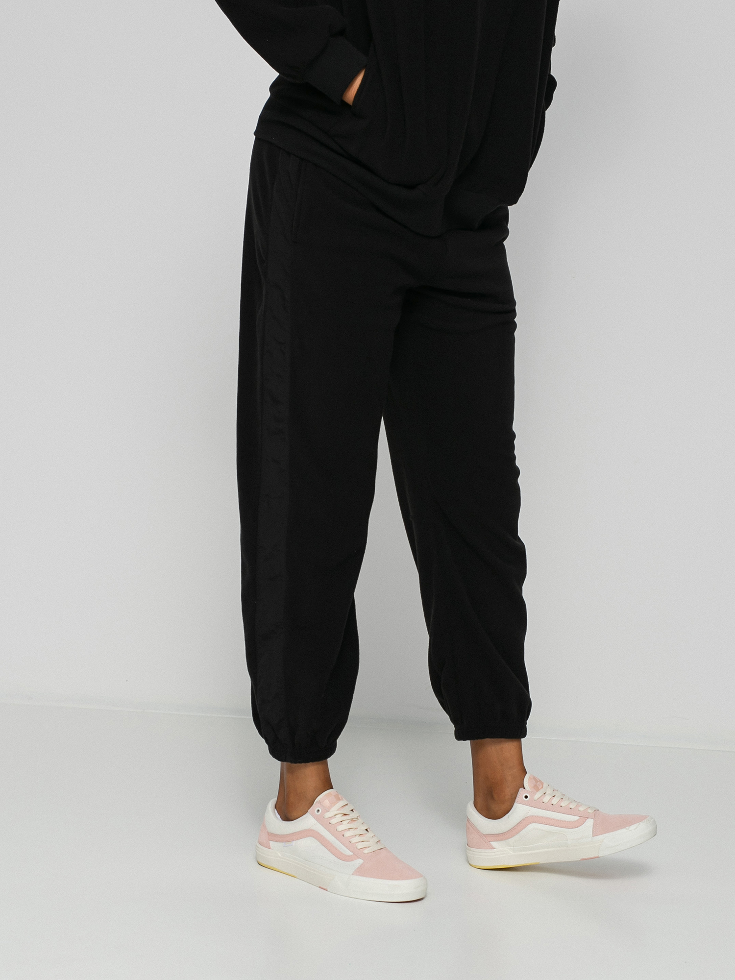 Spodnie Volcom Street Stone Wmn (black)