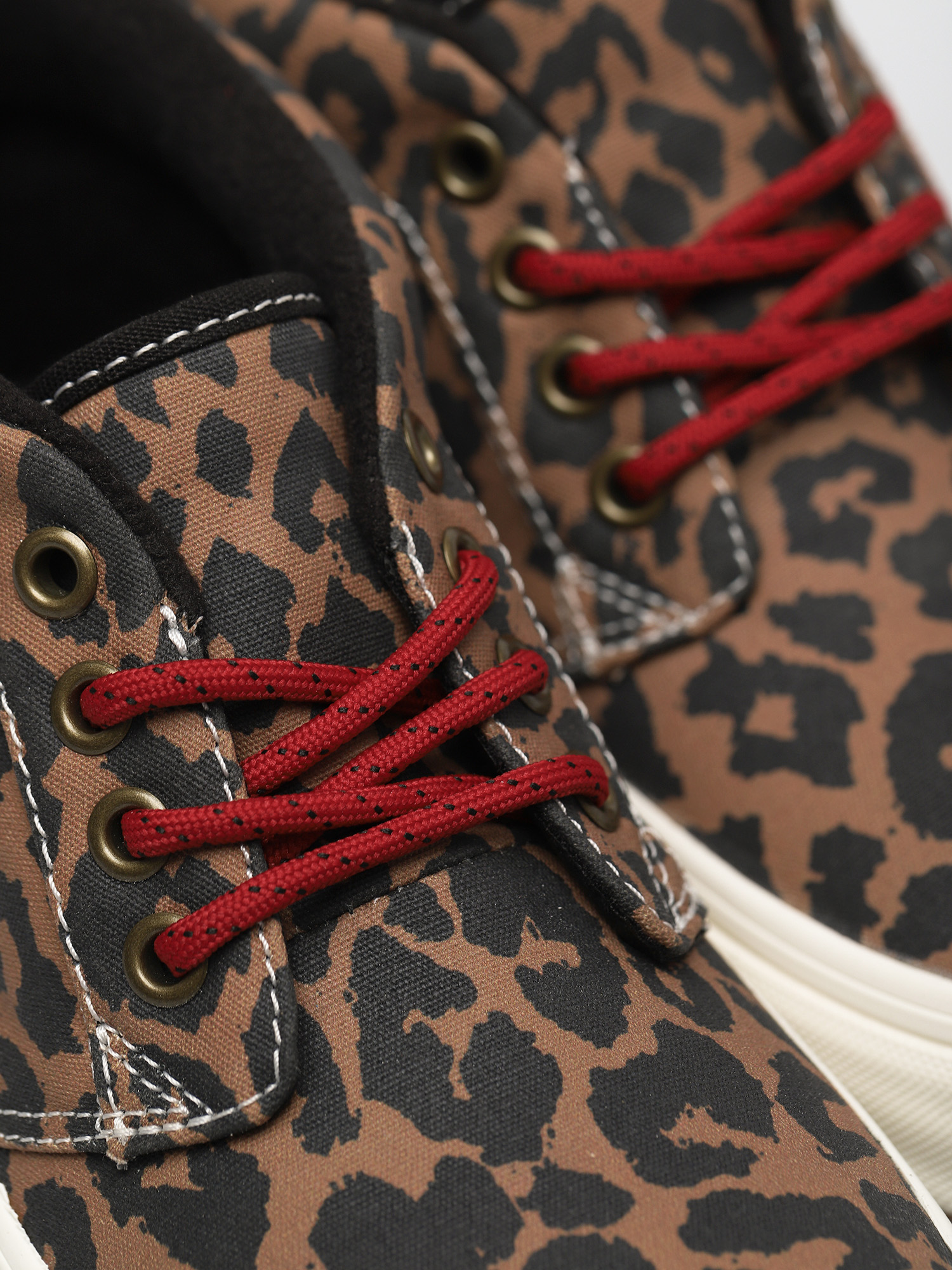 Buty Vans Chukka 79 MTE 1 (chipmunk/leopard)