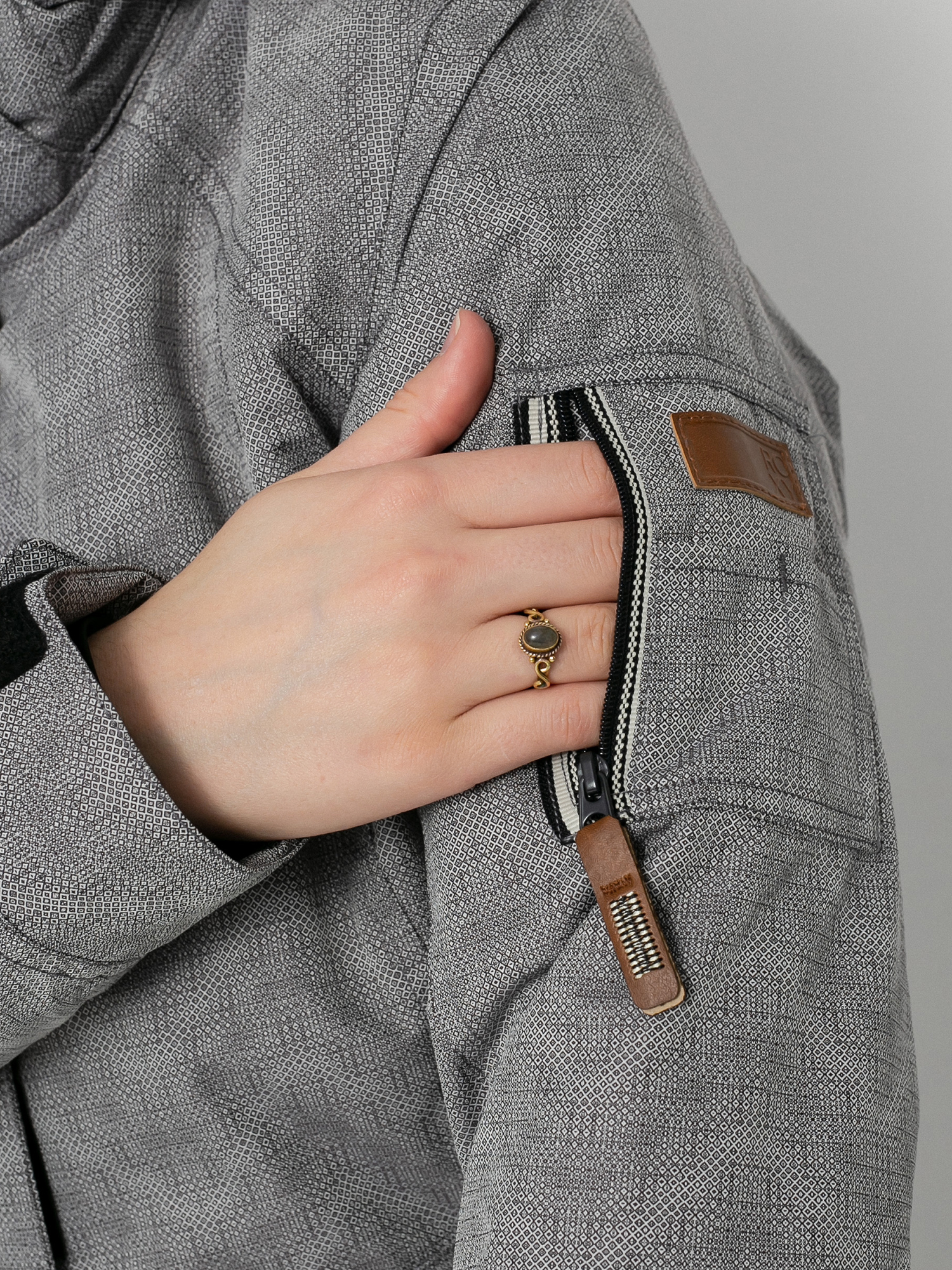 Damska Kurtka snowboardowa Roxy Meade (true black/white)