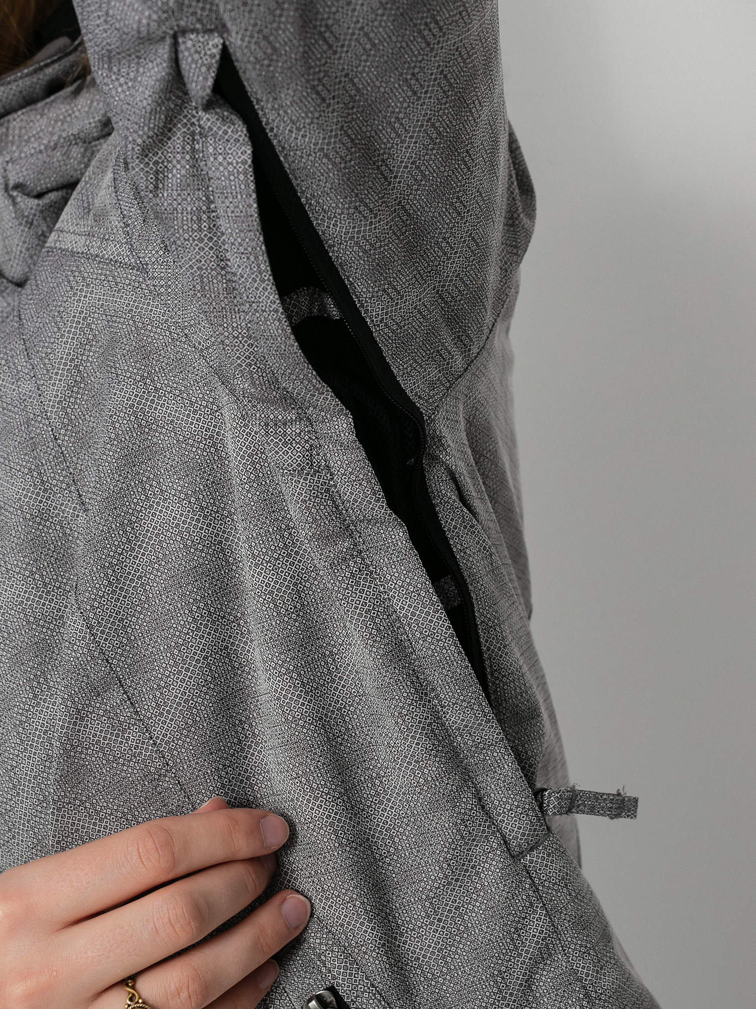 Damska Kurtka snowboardowa Roxy Meade (true black/white)