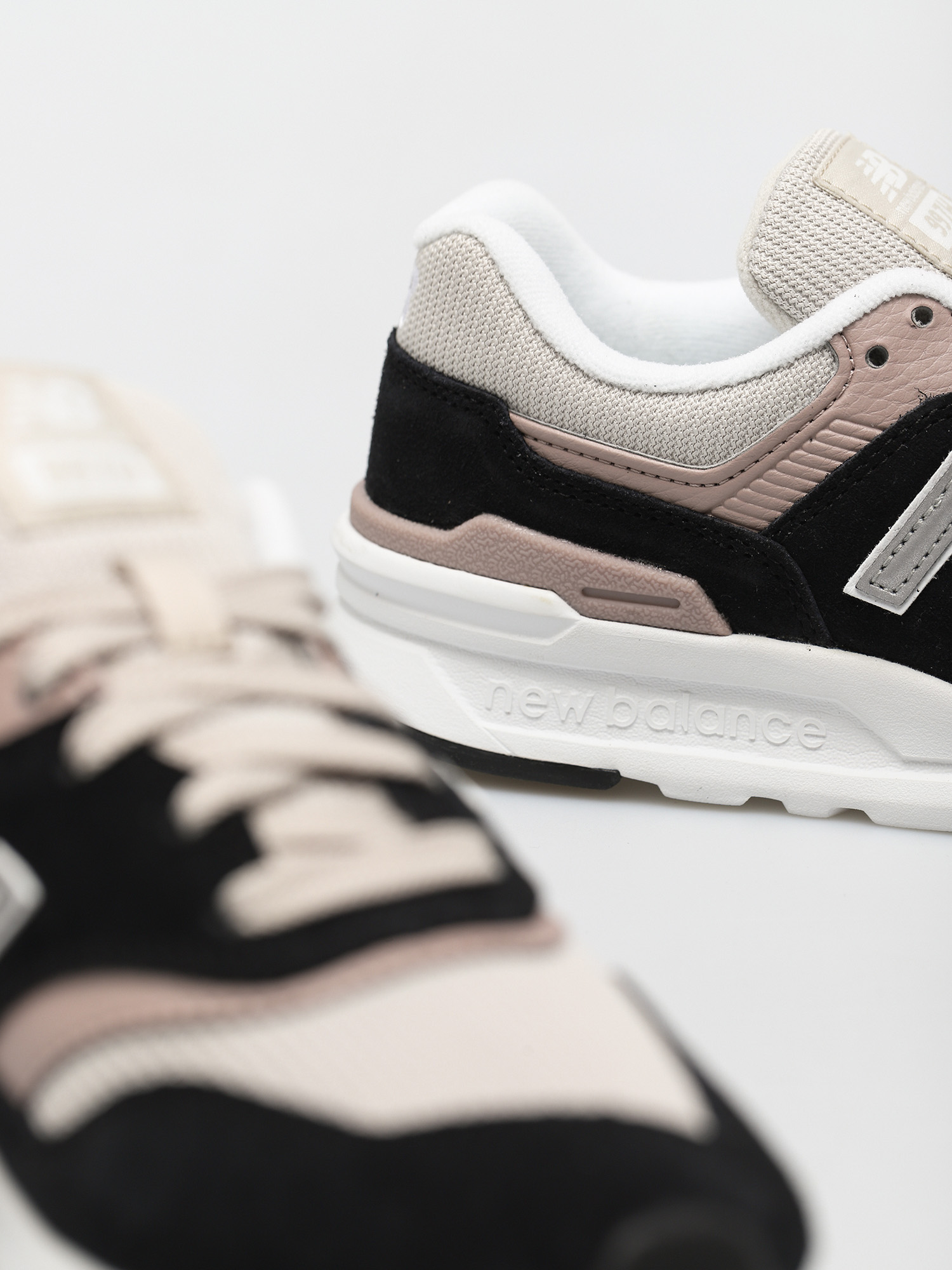 Buty New Balance 997 Wmn (black)